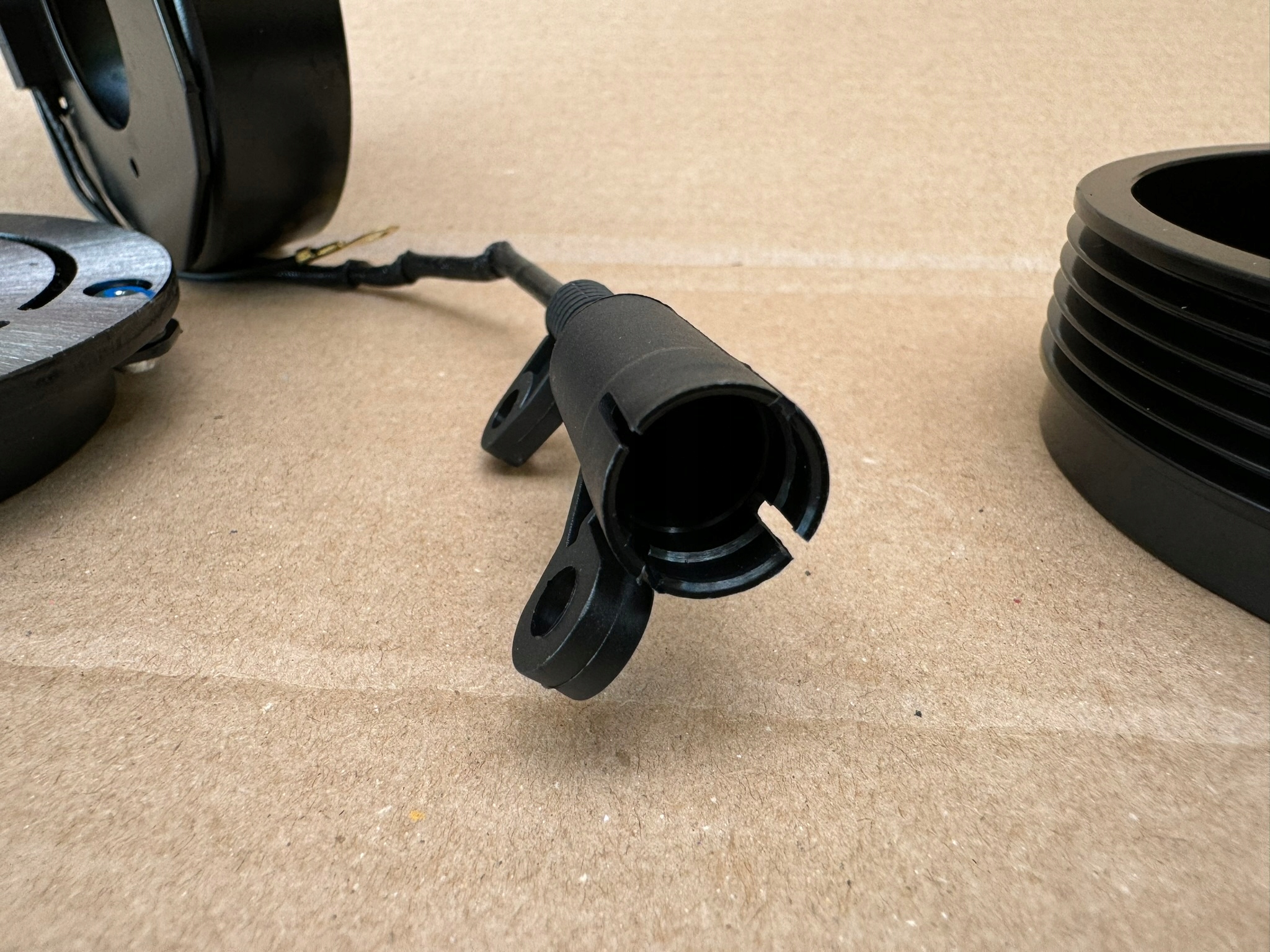 BMW E E46 5 E39 7 E38 SPRZĘGŁO SPRĘŻARKI KLIMATYZACJI DENSO 7SBU16C NOWE Jakość części (zgodnie z GVO) P - zamiennik o jakości porównywalnej do oryginału