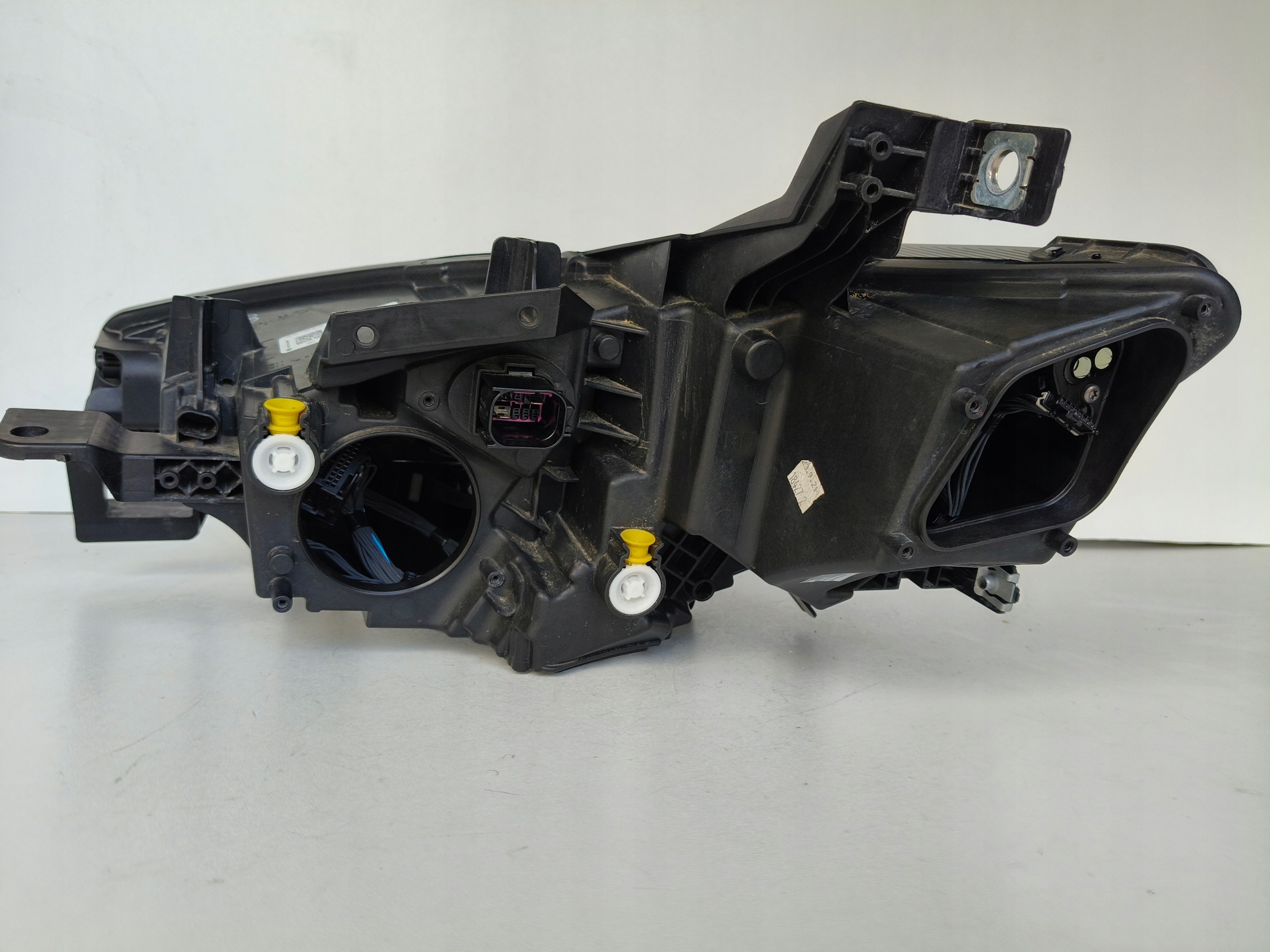 light right REFLEKTOR SEAT CUPRA BORN 10E 21- FULL LED