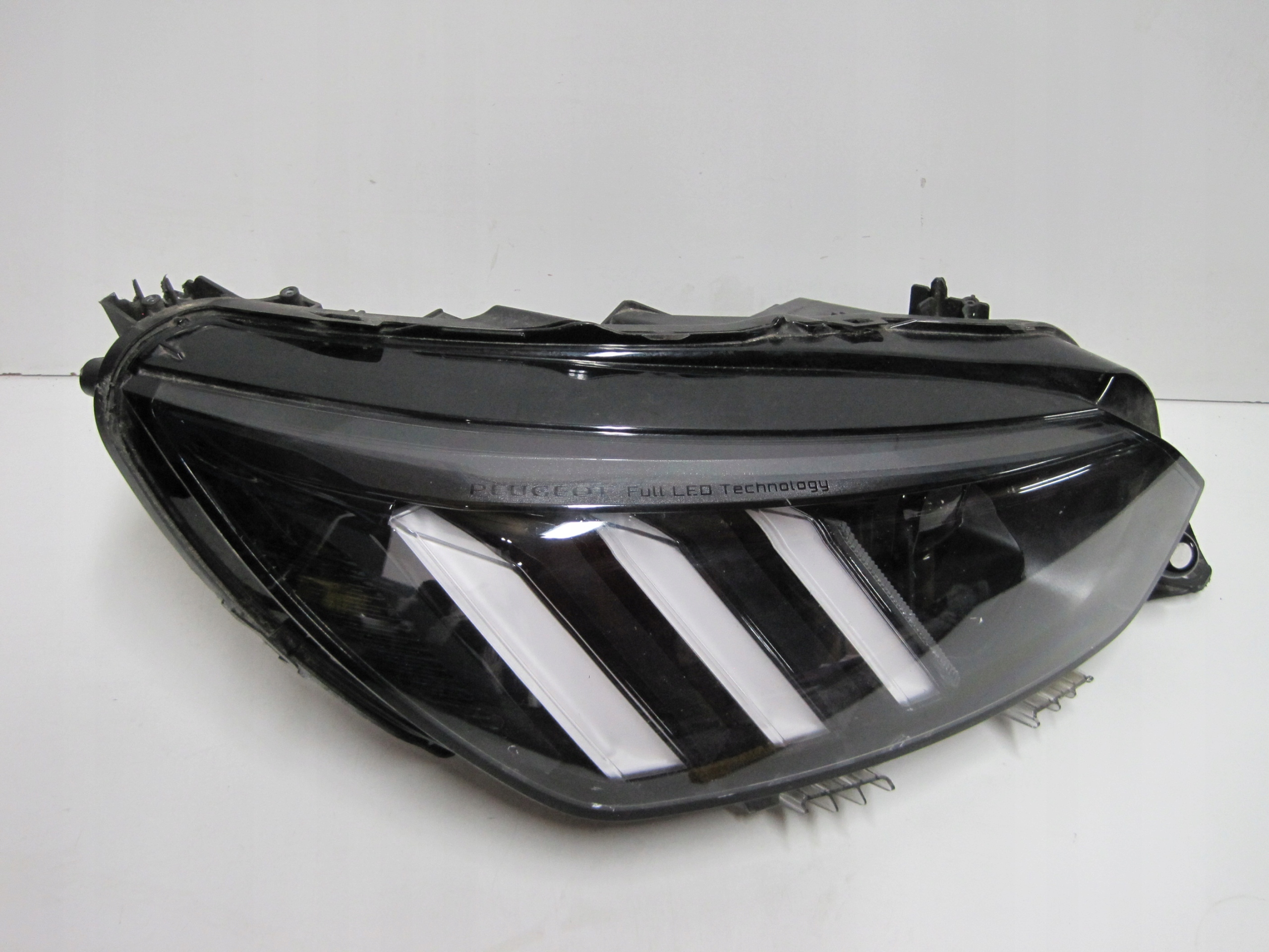 light right PEUGEOT 2008 II FULL LED 9841641980