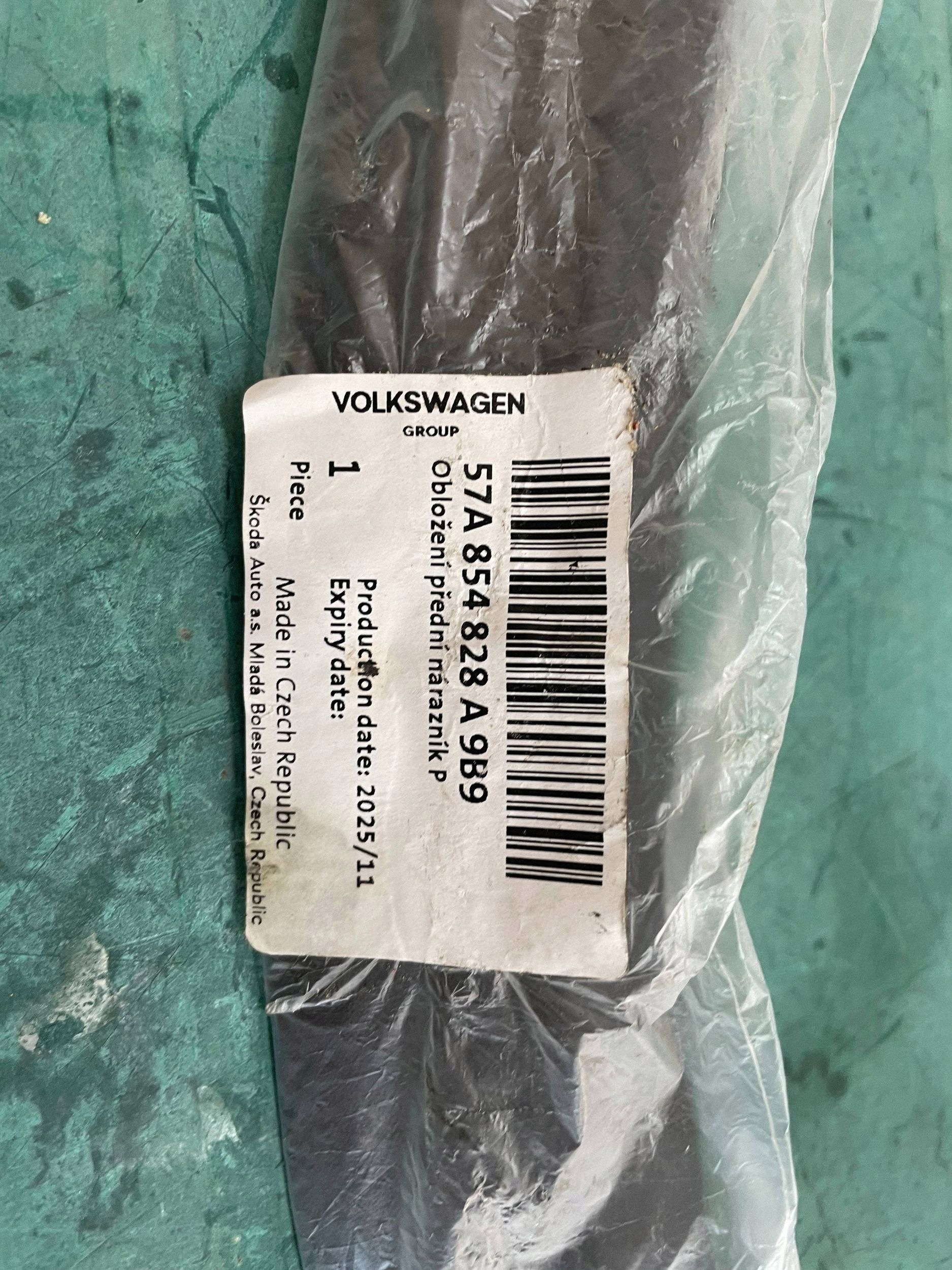 modanatura parafango destro originale SKODA KAROQ 57A854828A @A