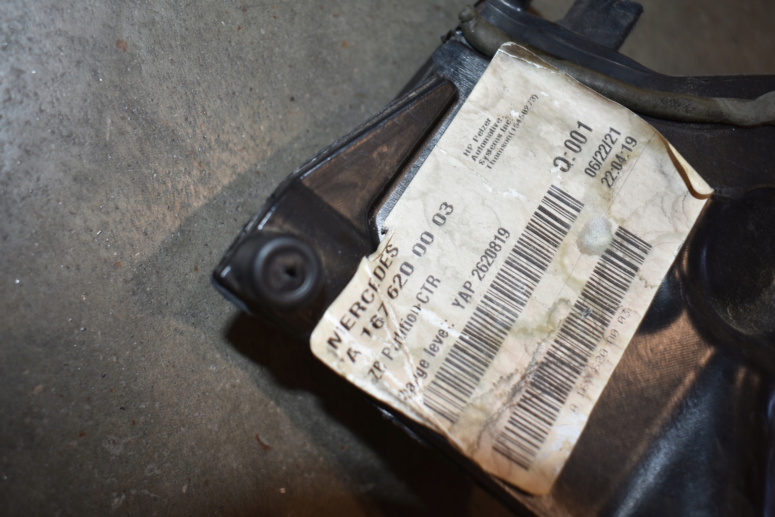 IDEALNA Blende Abdeckung wärmblech MERCEDES W167 1