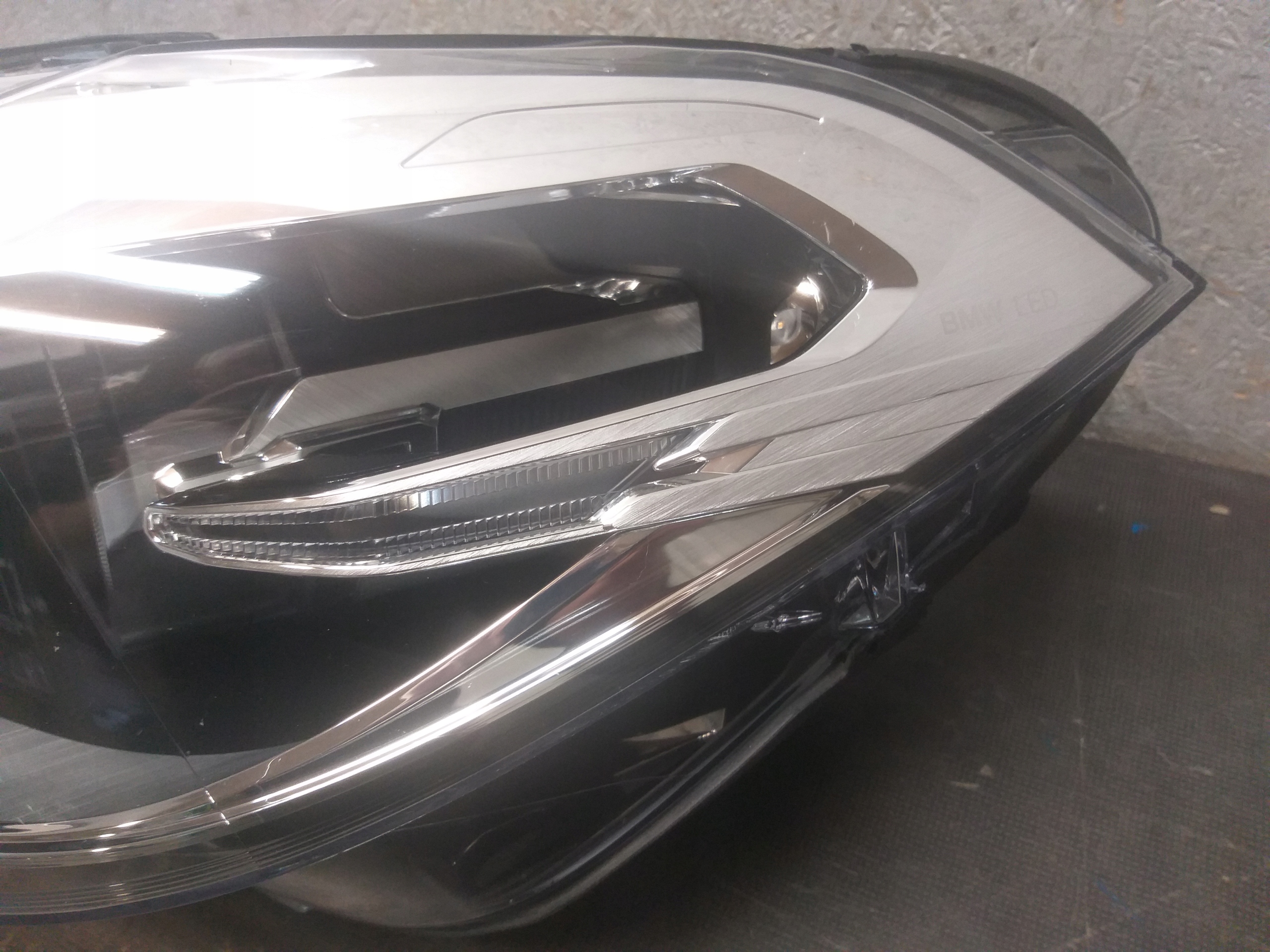 light front left BMW X2 F39 FULL LED 6311 8738185-04