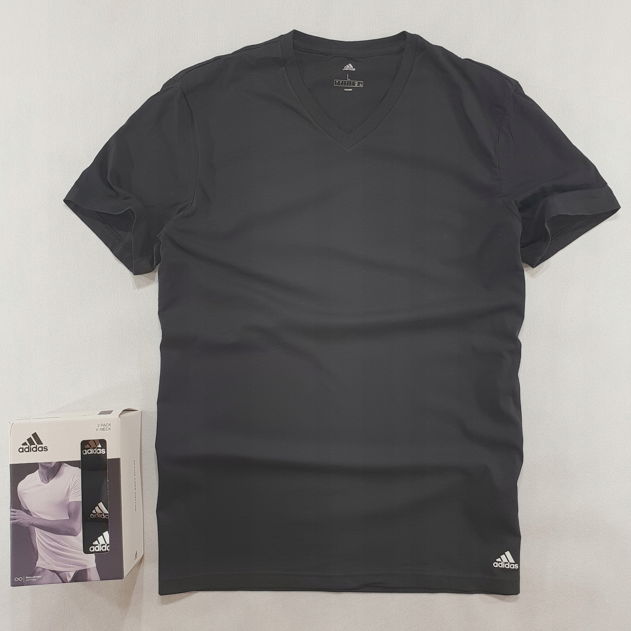 Adidas černé tričko v-neck active core XL 3 balení