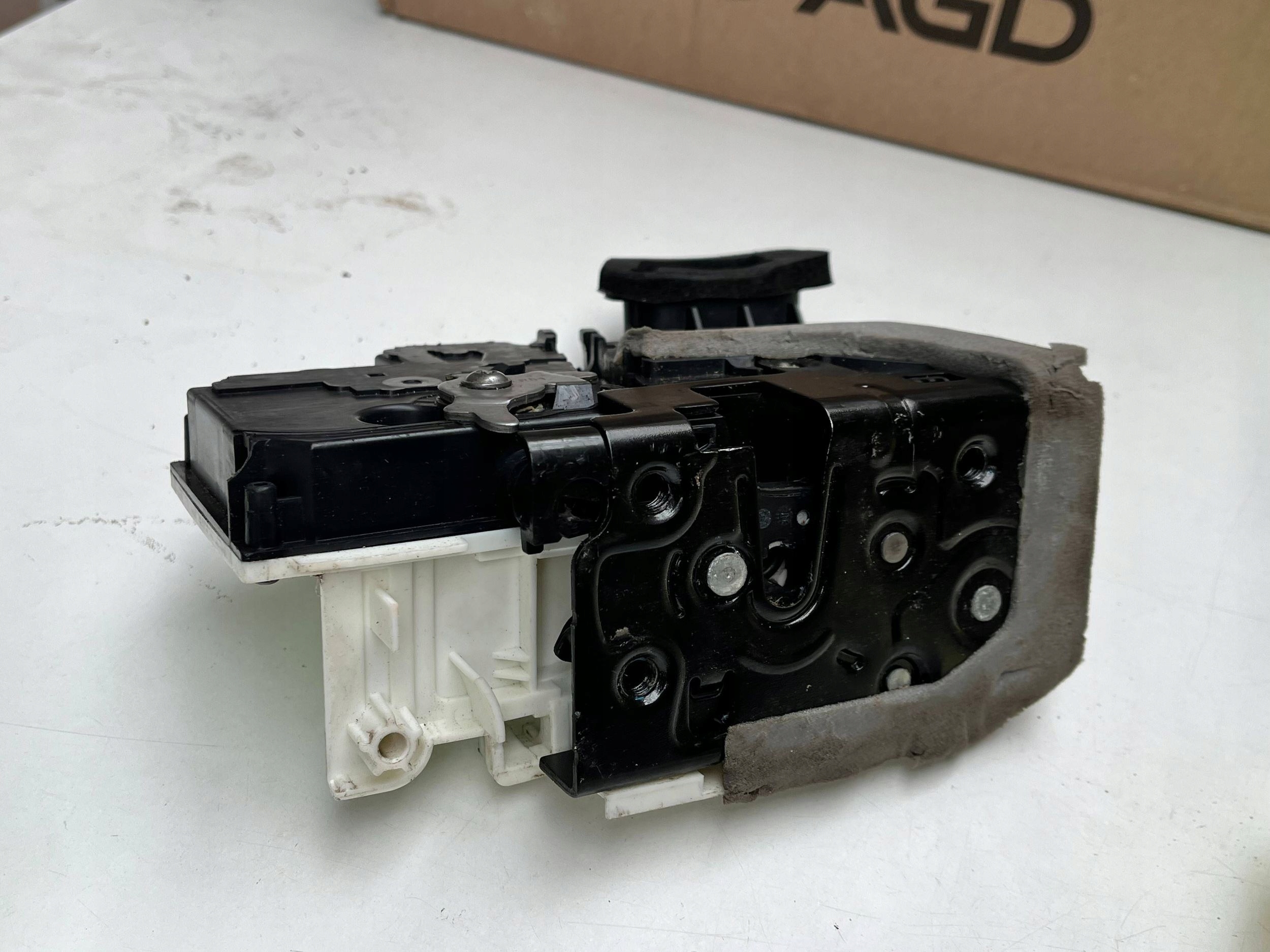 AUDI A7 4K8 lock door right rear part 4K0839016P !J