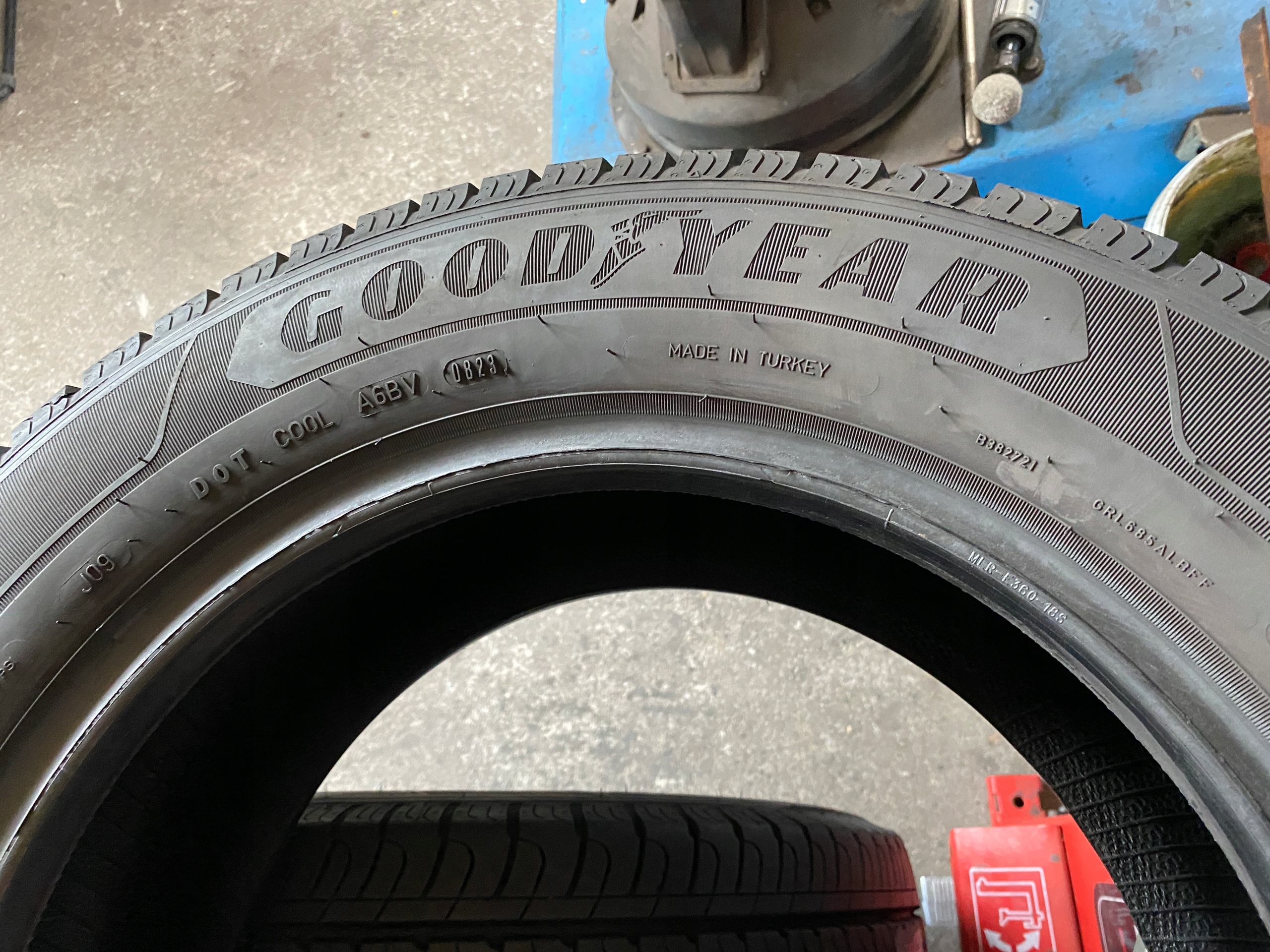2 tyres summer 215/65R16C Goodyear EfficientGrip Cargo 7,5mm 2023r