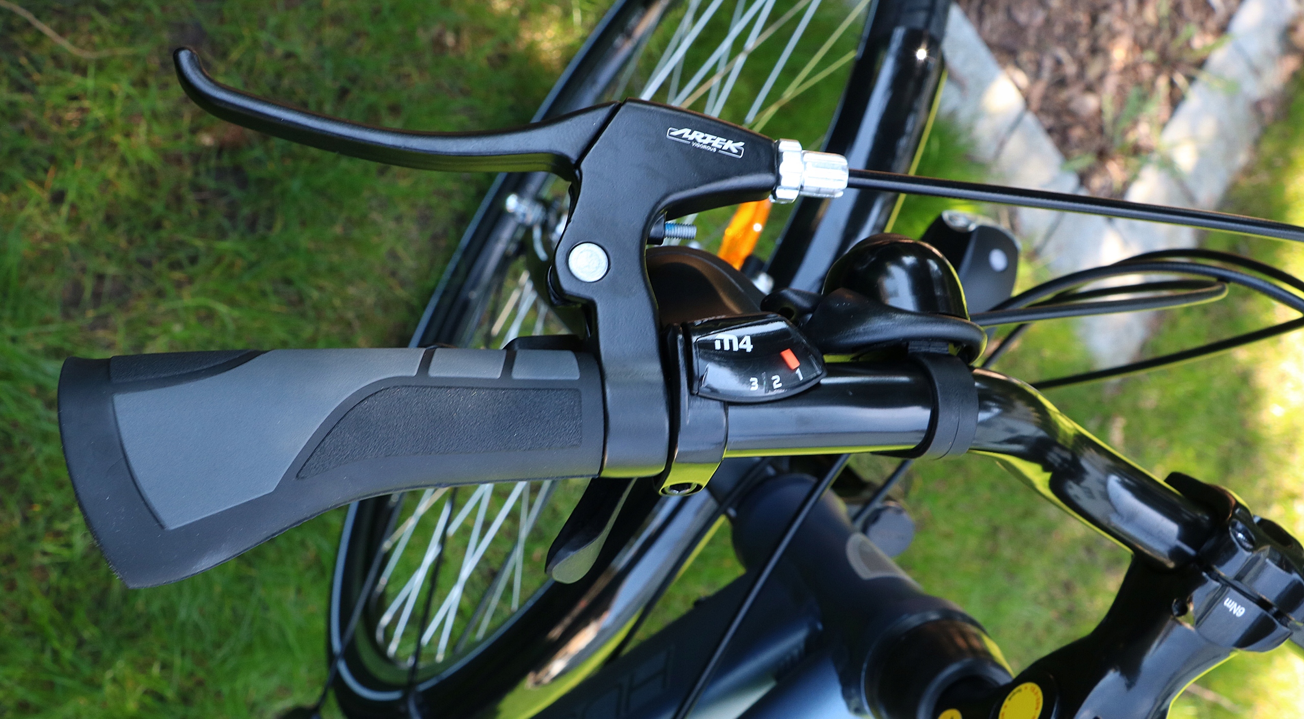 ROWER TREKKINGOWY ALUMINIOWY 28" DAMSKI MĘSKI AMORTYZATOR OSPRZĘT SHIMANO! Liczba biegów 21