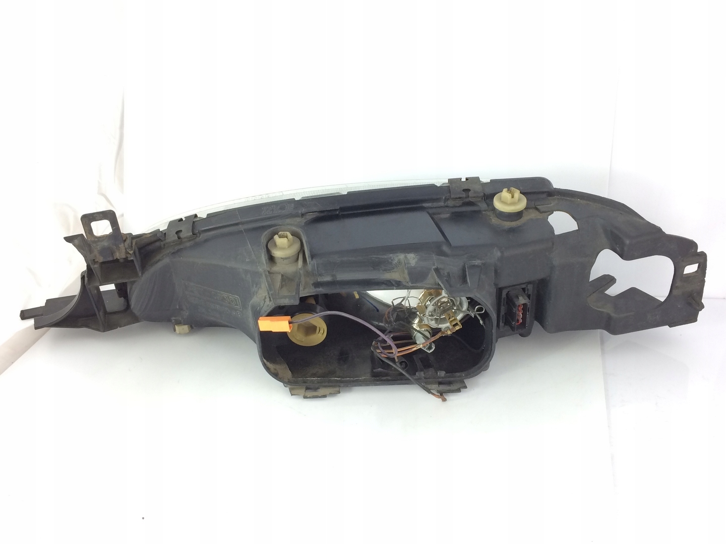 light rear FORD MONDEO and right 93BG13N010AB FORD