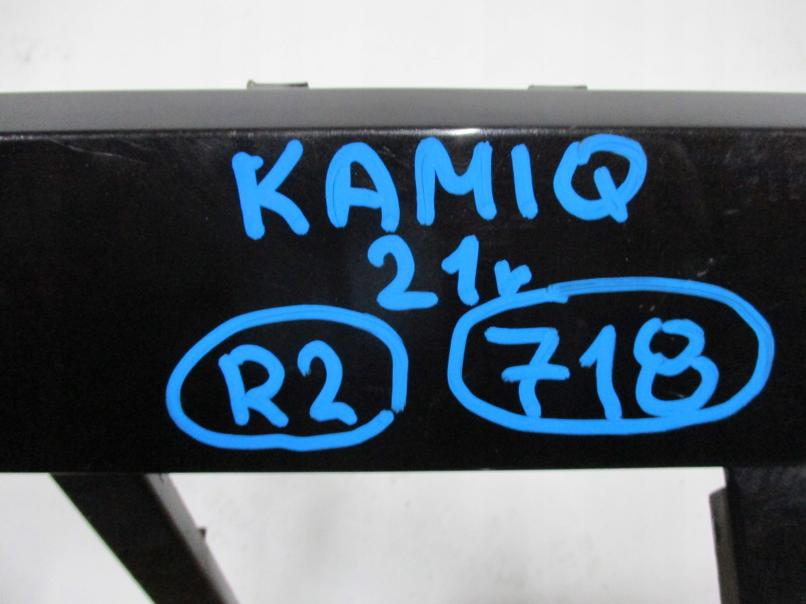 bumper front front SKODA KAMIQ 21R