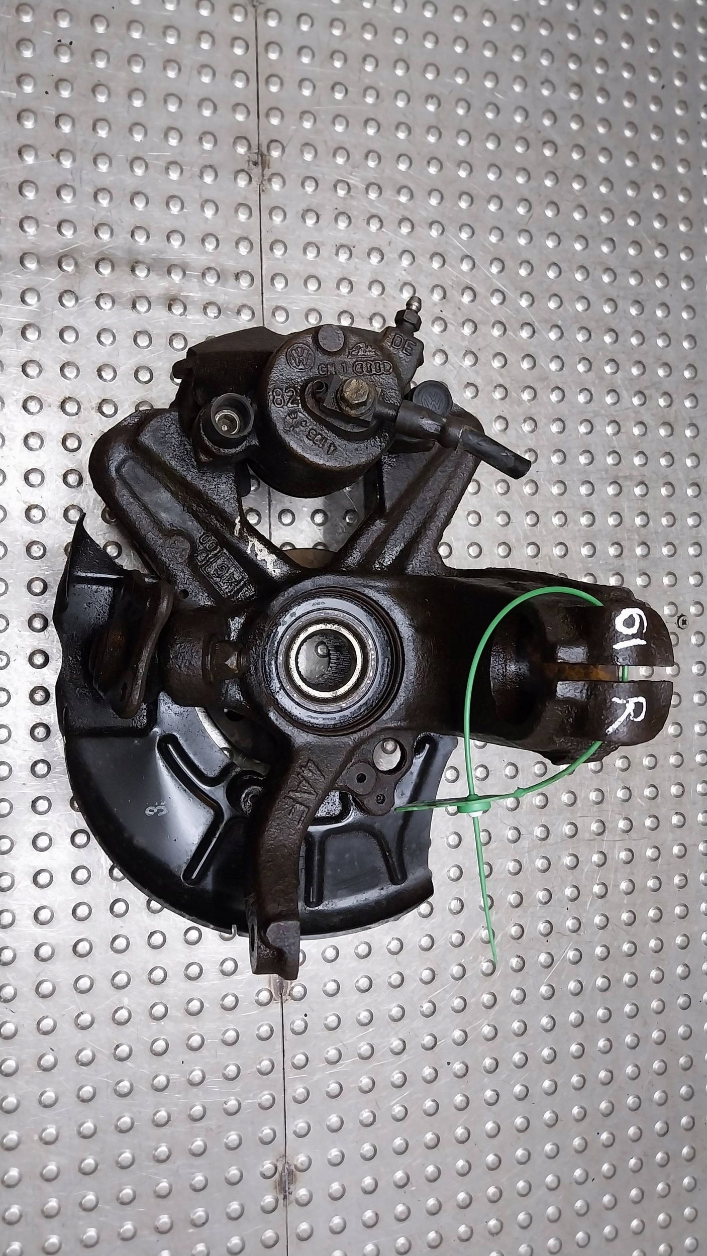 Mozzo FUSELLO Destra Anteriore 1J0407256AJ VW GOLF IV A3 8L OCTAVIA e LEON e 1.9TDI