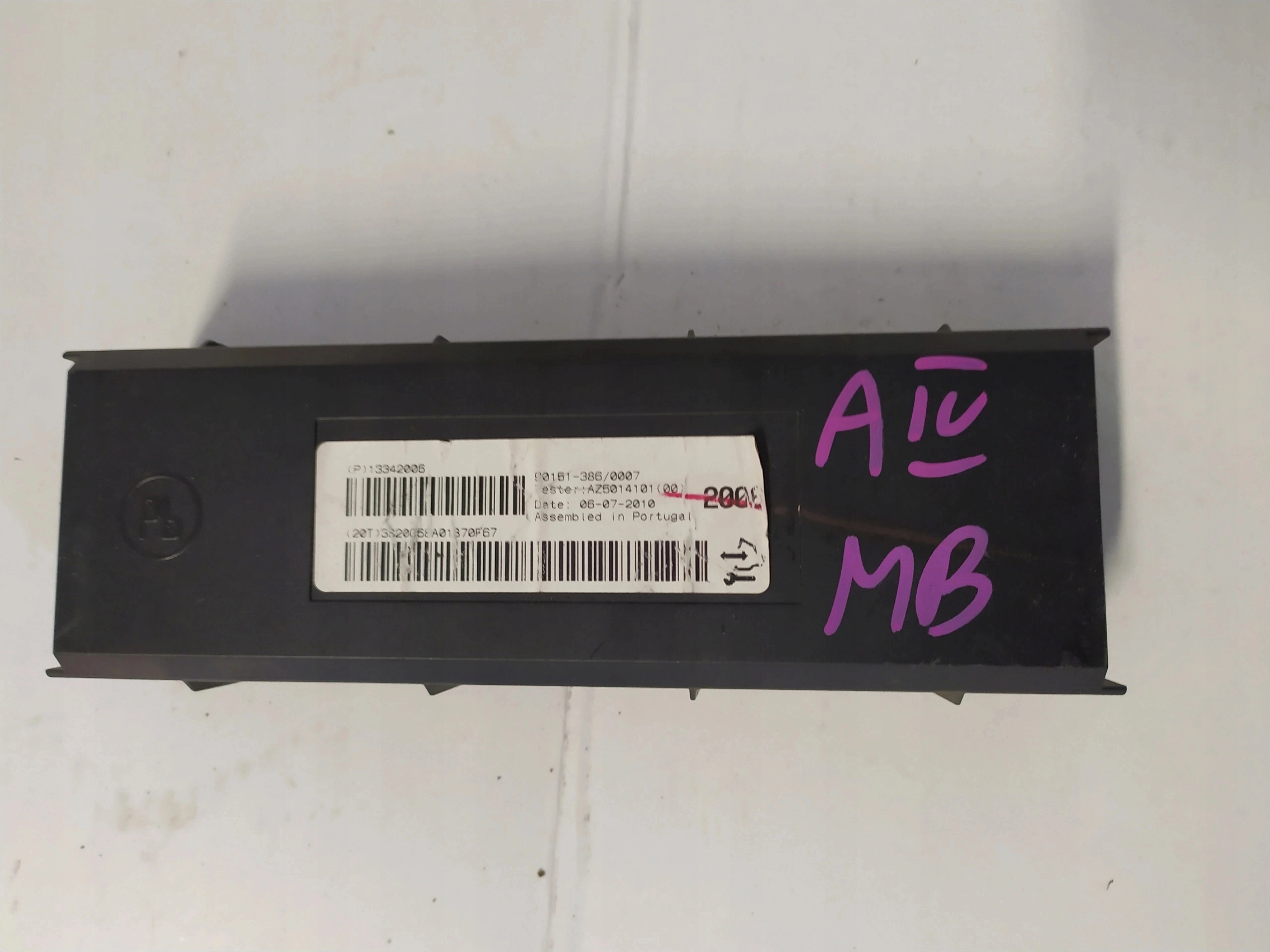 Module Bouches buses OPEL ASTRA J 4 MERIVA B 13342006