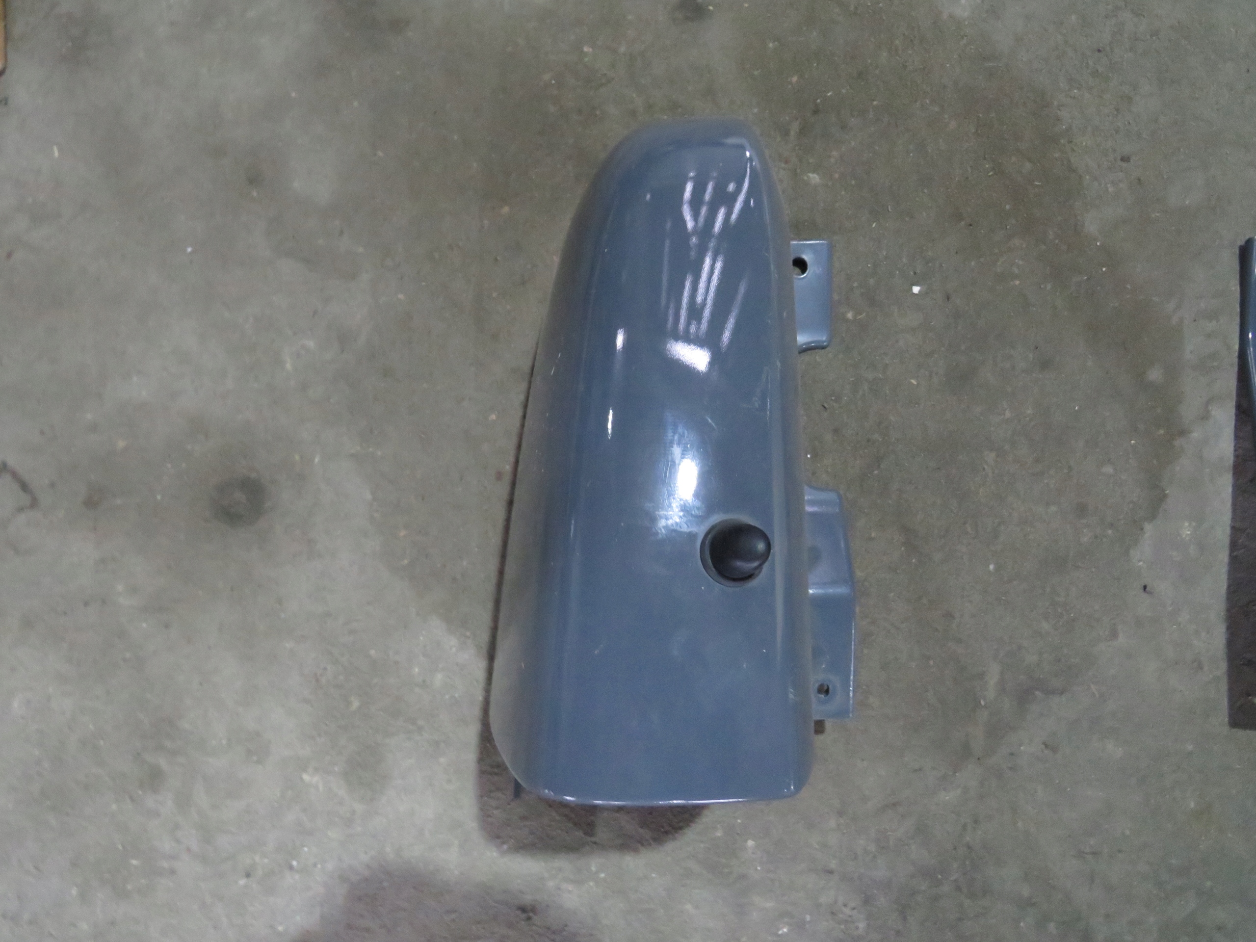 NAKLADKA NAD LAMPE LEWA RENAULT TRAFIC III 3