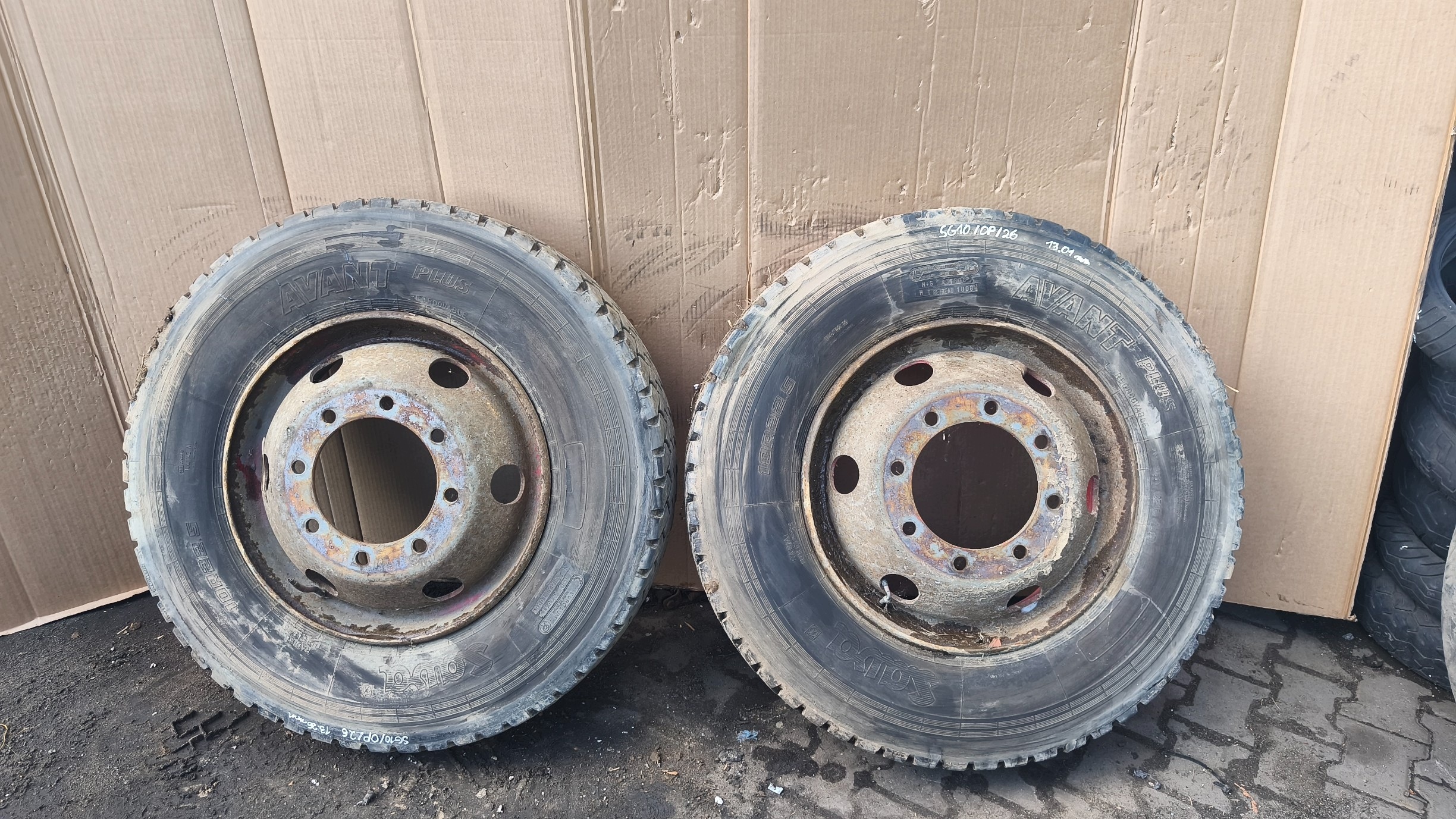 wheels tyres CIEZAROWE 2x SAWA AVANT plus 10R22.5