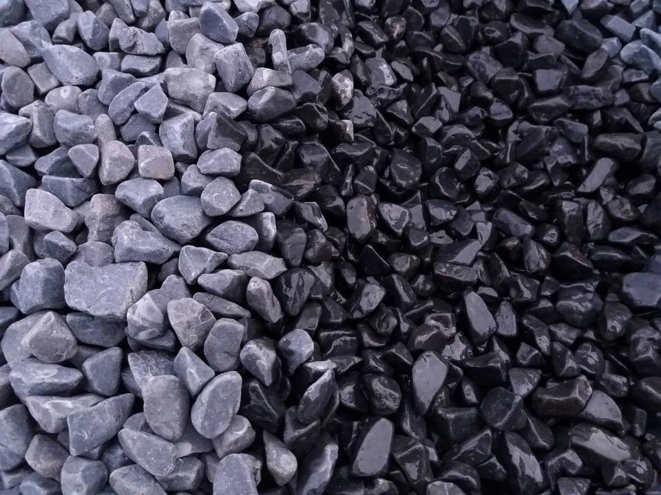 Černý kamenný oblázek na zahradu Italy Nero Ebano 15-25 mm Black Stones 24 kg