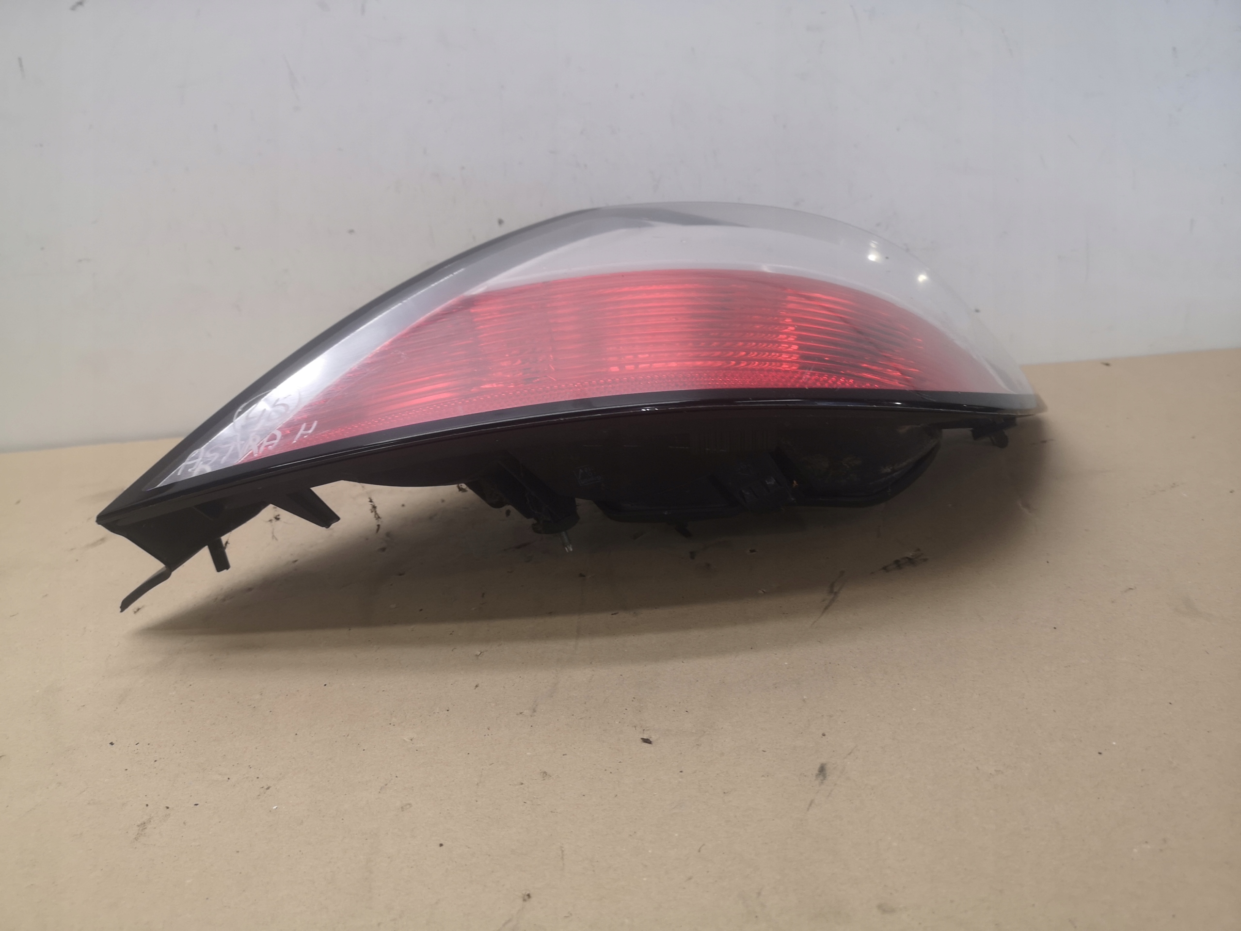 opel Astra H III фонарь левый задний 342691834