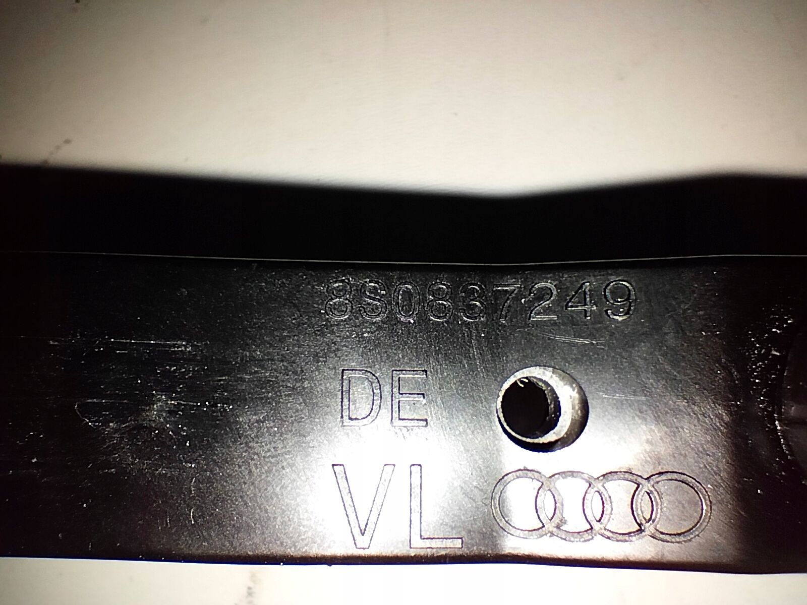 limiter door front AUDI TT 8S0 14