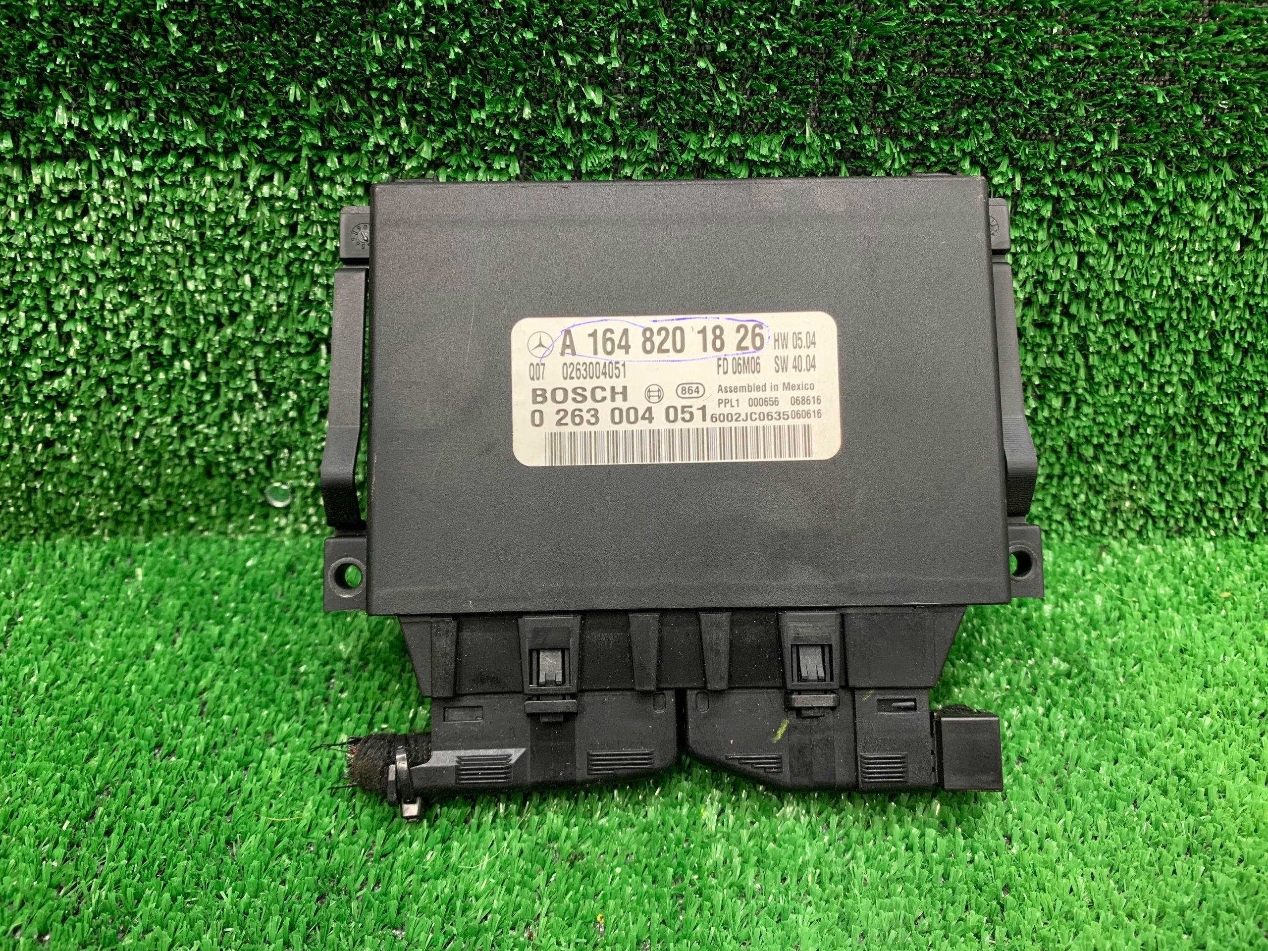 Mercedes R klasa W251 MODUŁ SENSOR AIRBAG A1648204426