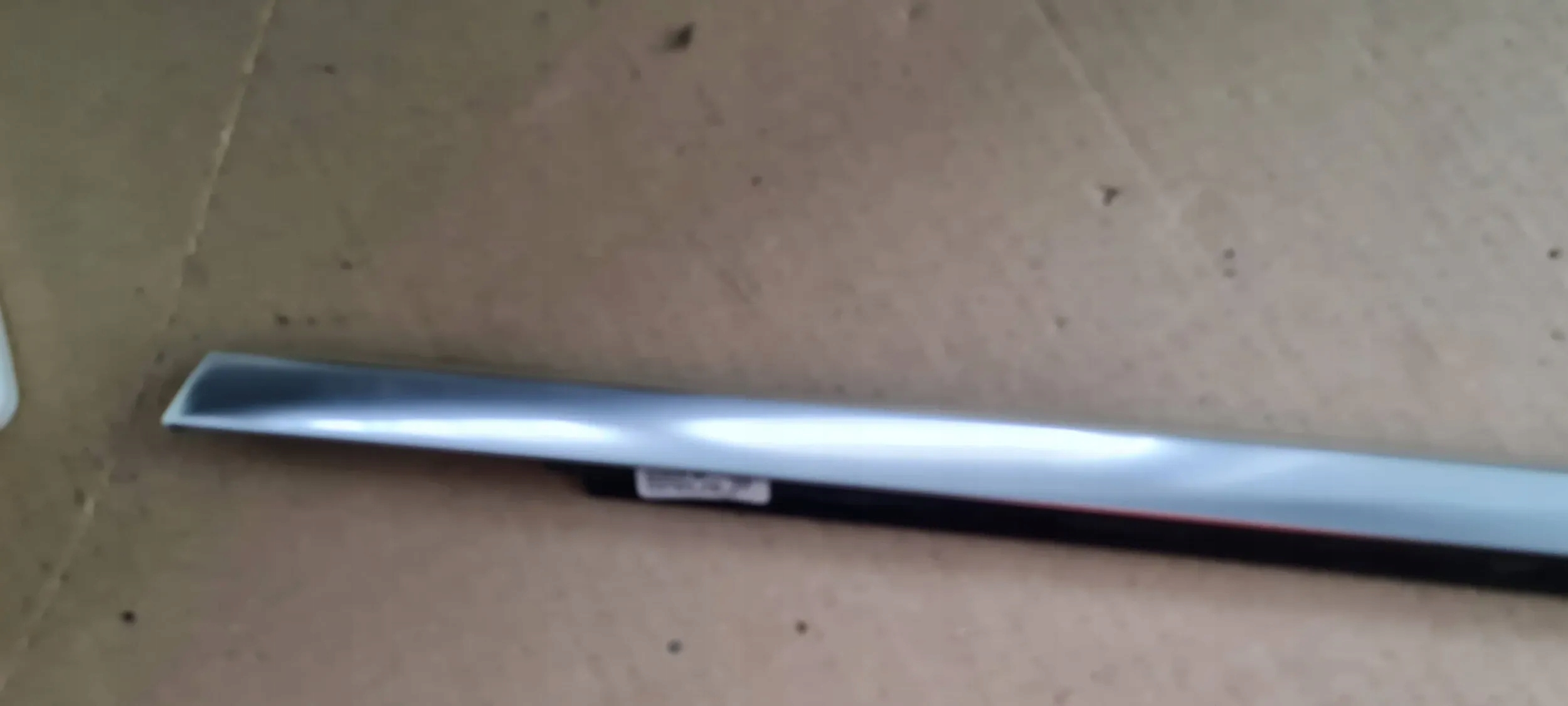 Q3 83A moulding dust door left left rear part CHROM 83A839475