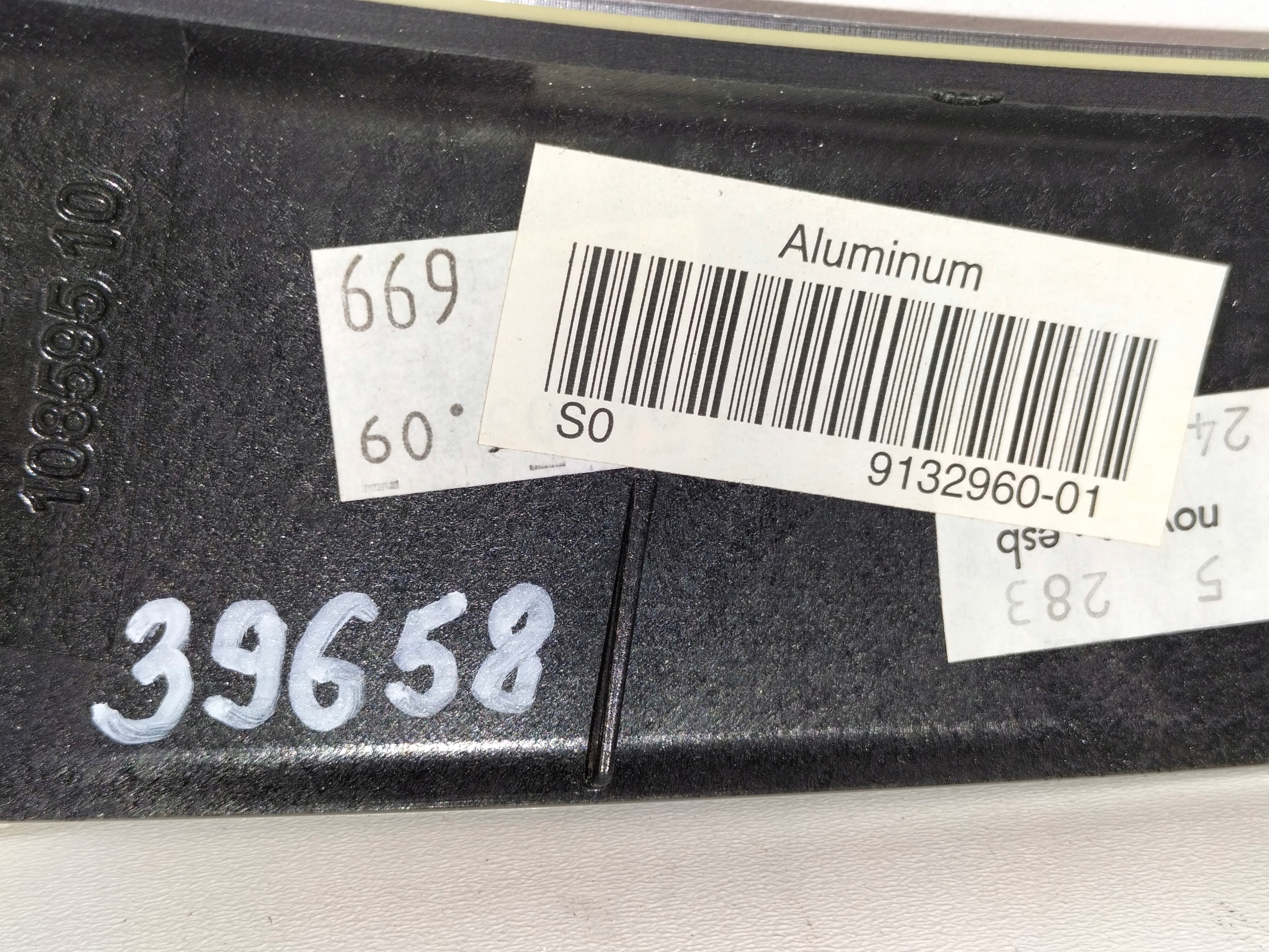 lista dekor táblák panelu far bal BMW X6 E71 E72 08-13