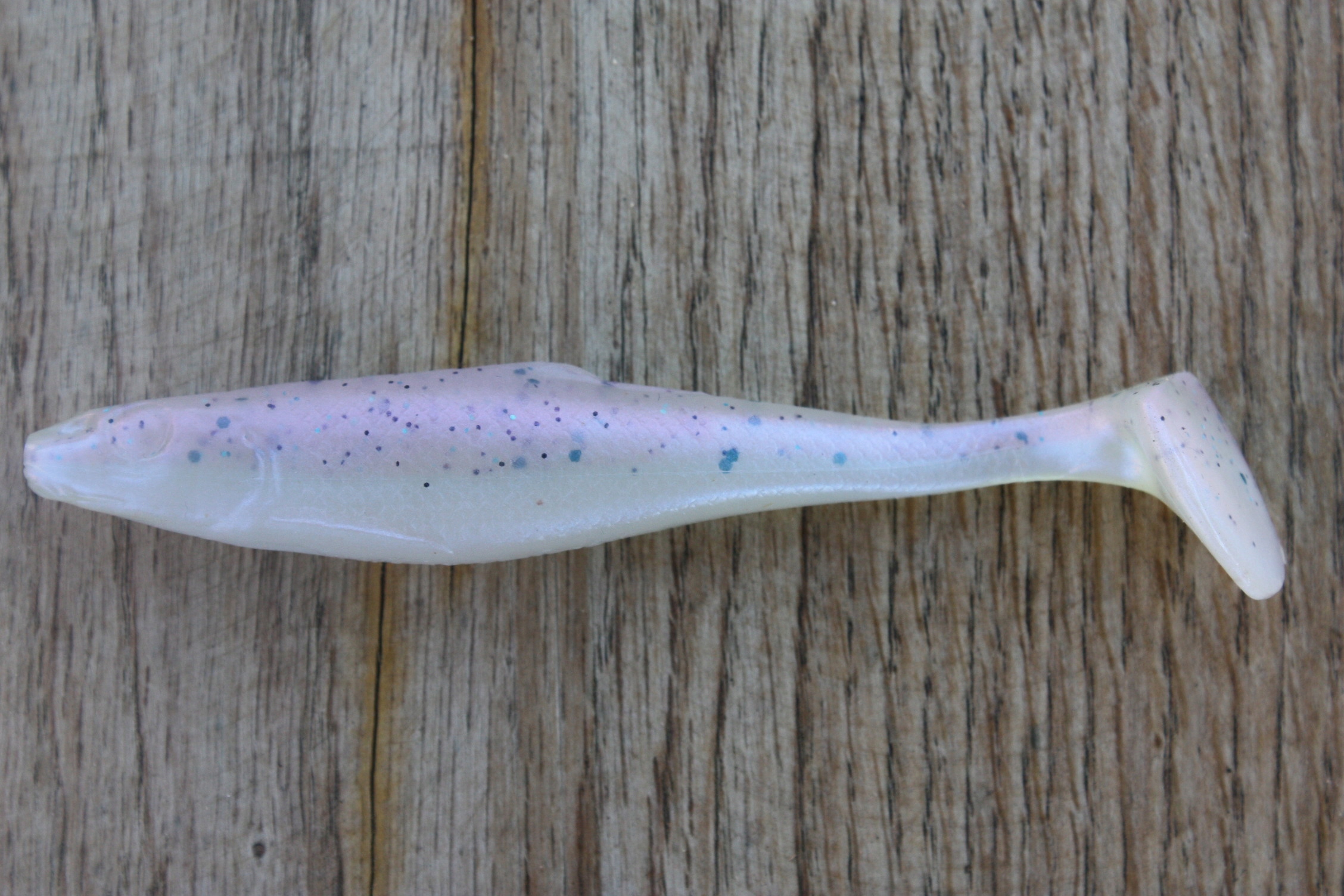 

Guma Realistic Shad Matusiak Kiełb 10cm 026