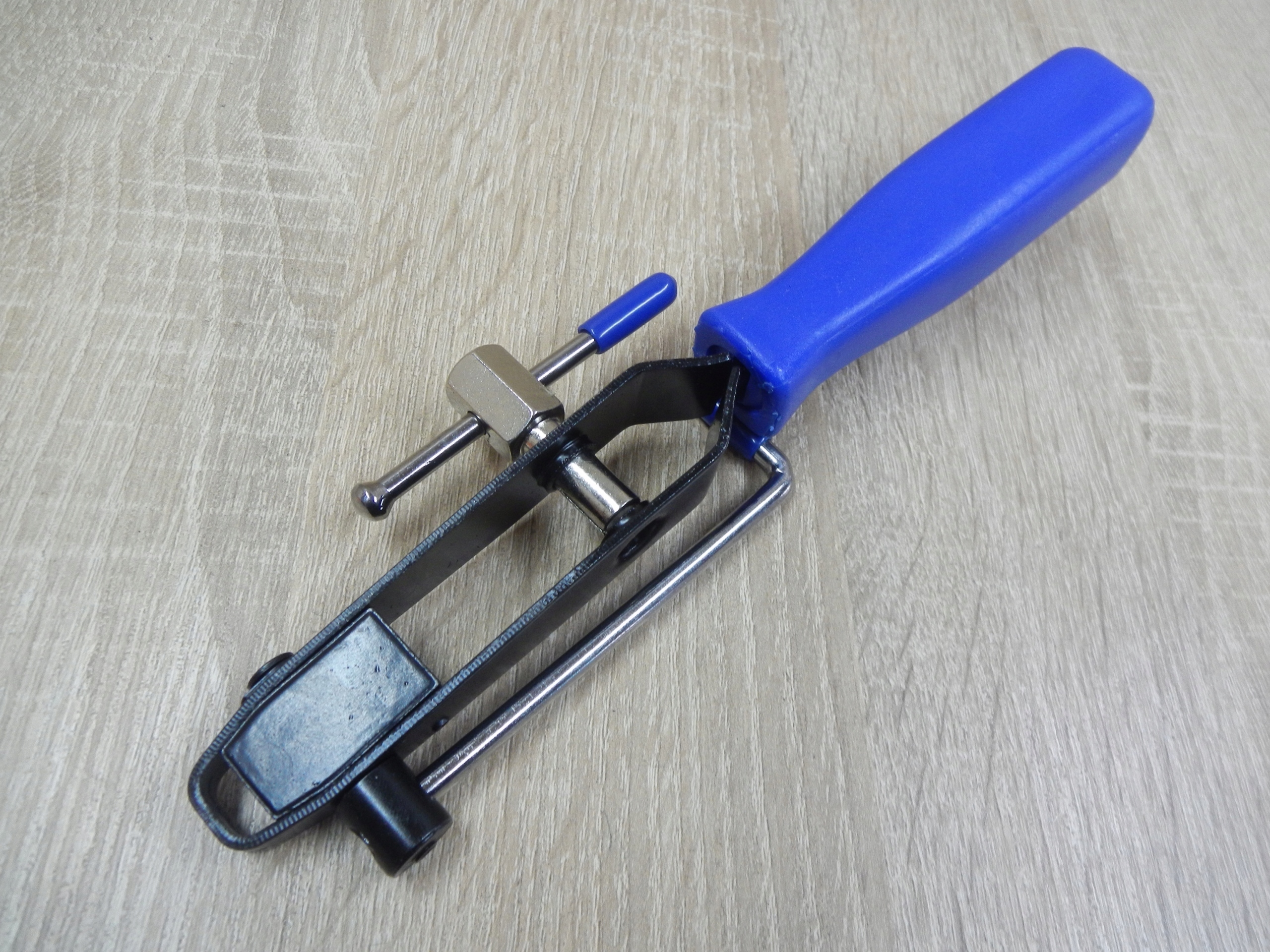 Szczypce do zaciskania i cięcia opasek przegubów Kod producenta 01596