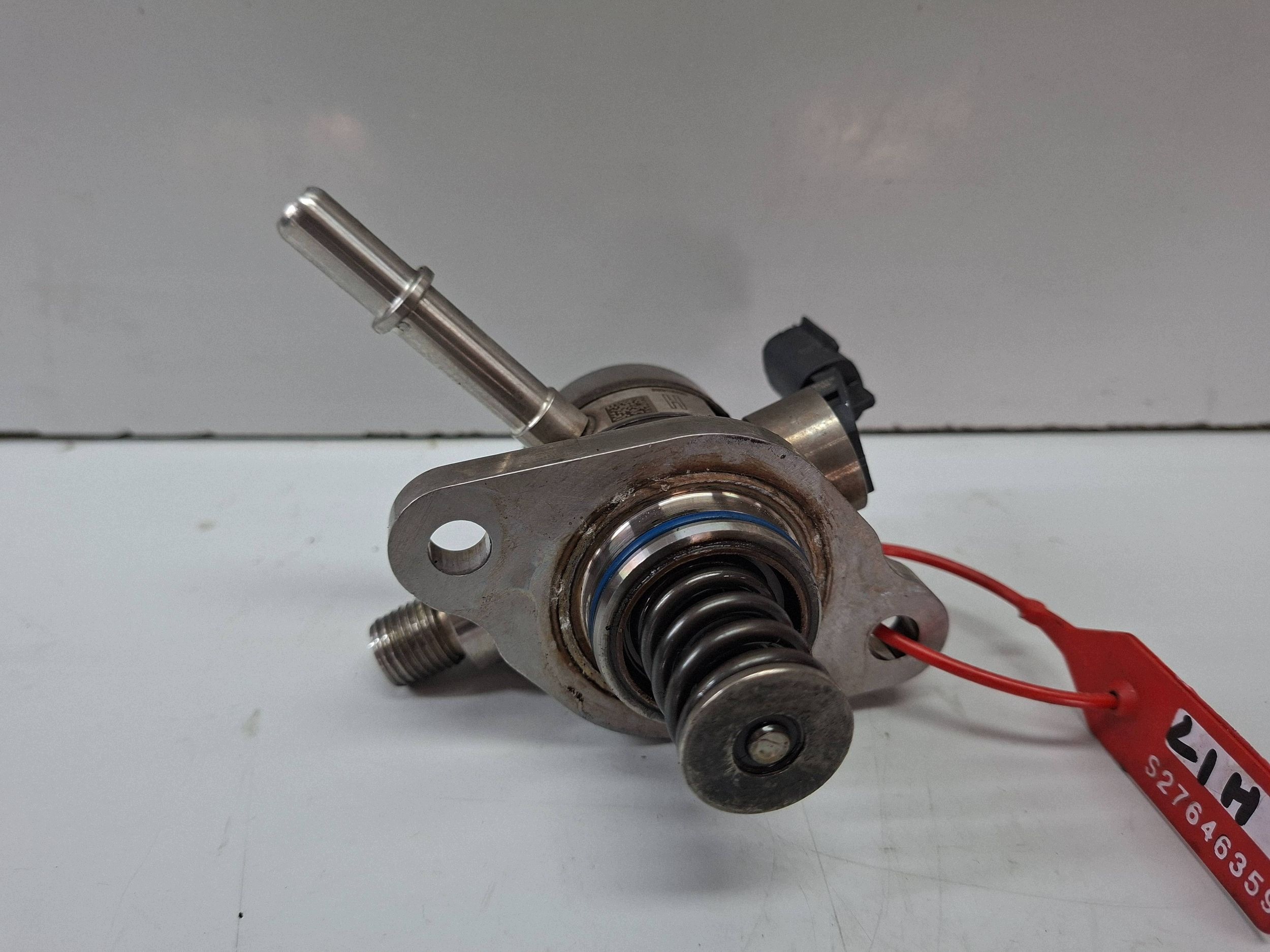 feed pump 55510178 OPEL ASTRA K 1.2 TURBO 2015