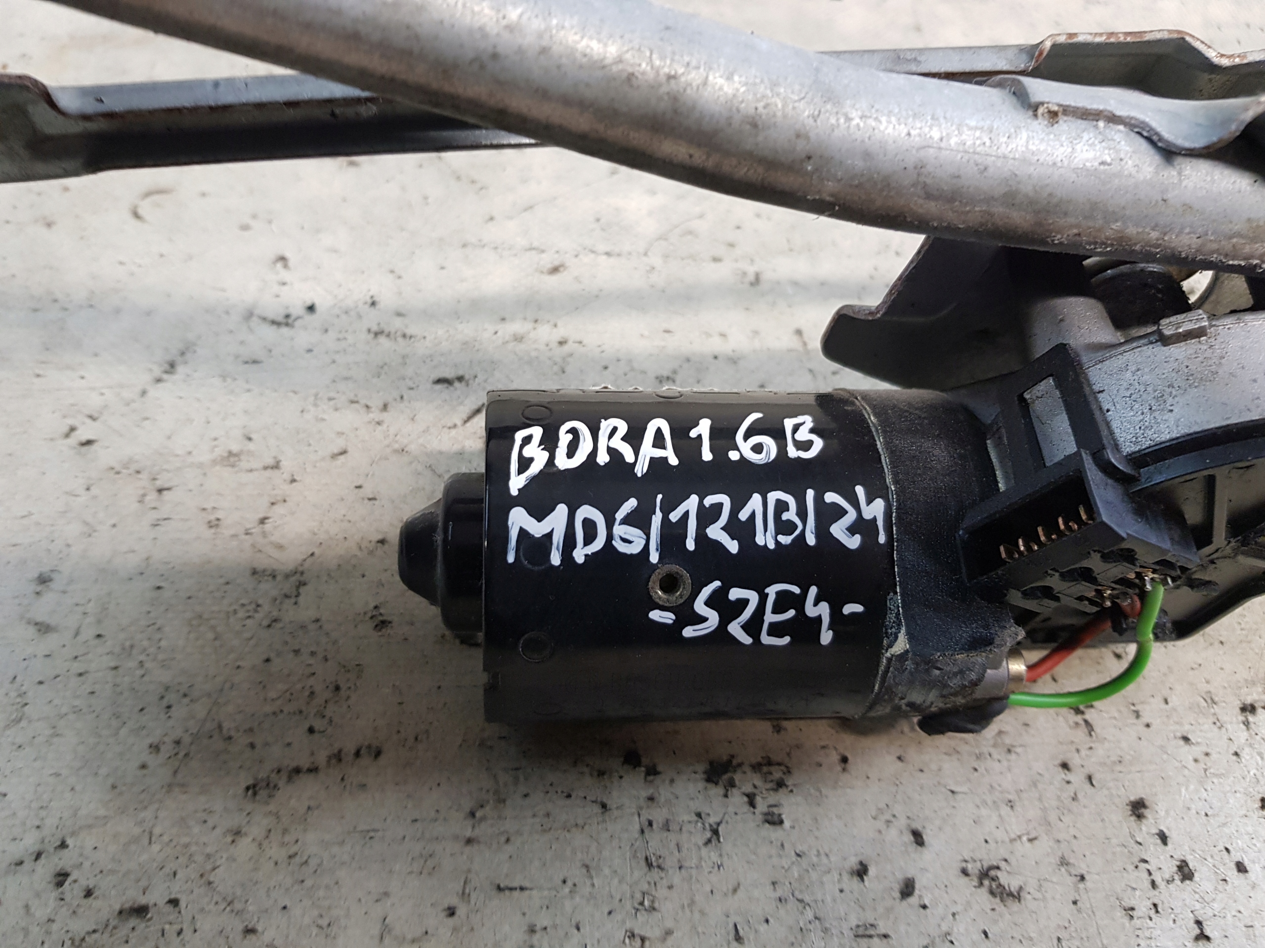 wiper mechanism front VW BORA 1J1955113A