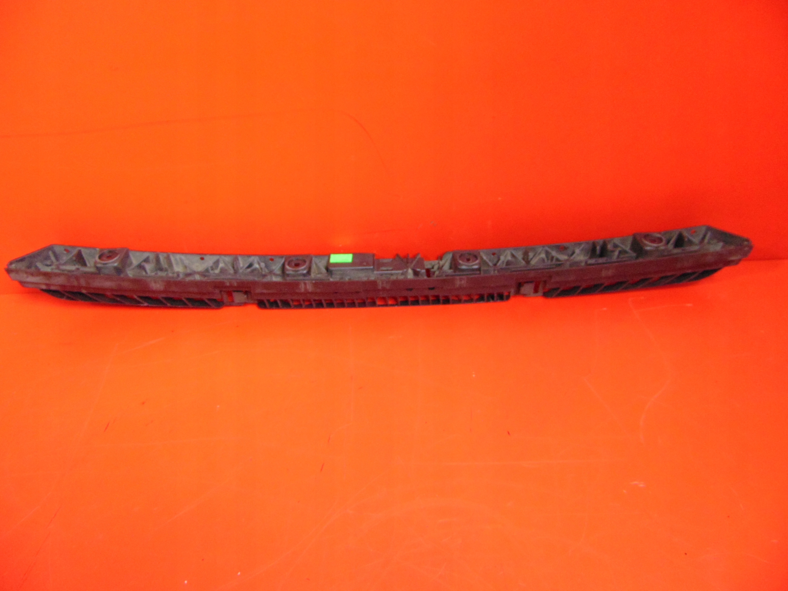 AUDI A1 II GB GBA 82A SUPPORT SUPPORT PLAQUE PARE CHOC MOYENNE ARRIÈRE 82A807863