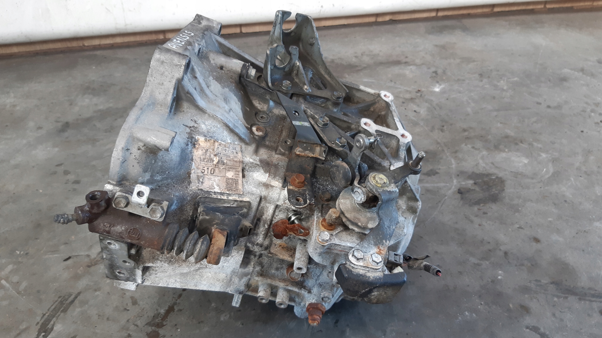 Getriebe Y9TK 1AD Toyota Avensis T27
