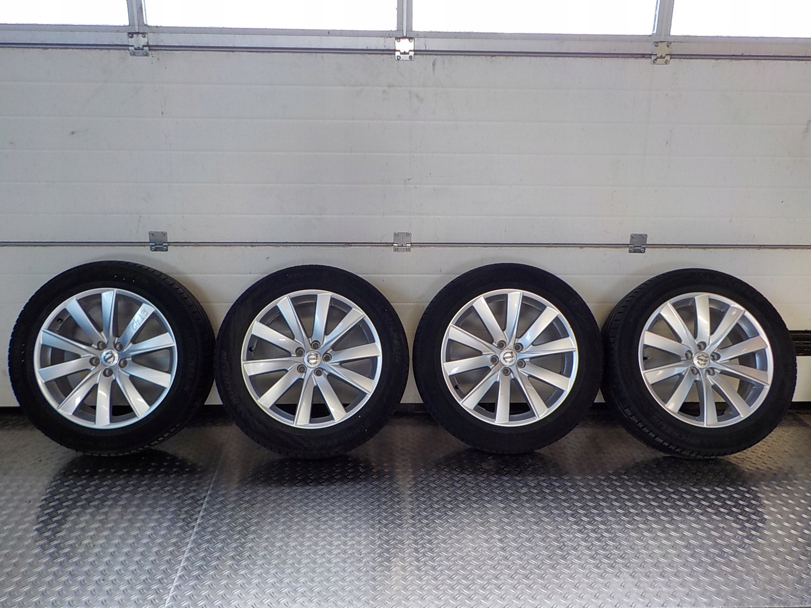 VOLVO S90 V90 V60 XC60 XC90 - колесные диски 19