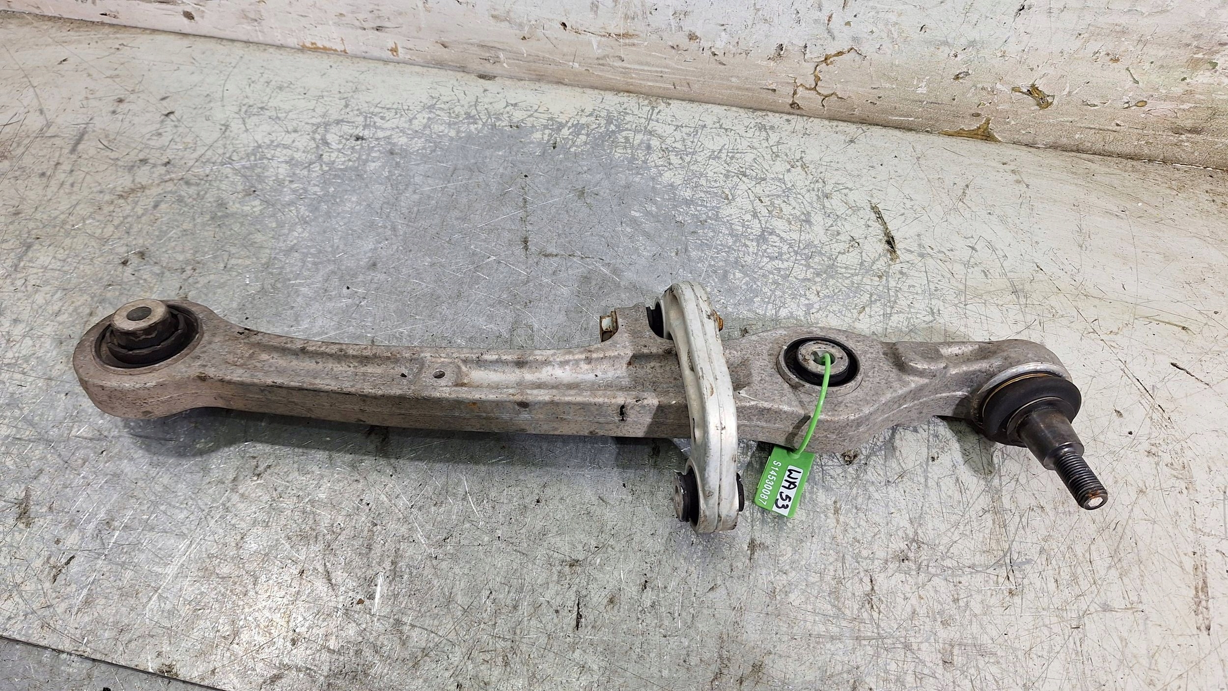 Querlenker vorne links unterer vorne 4F0407151A AUDI A6 C6