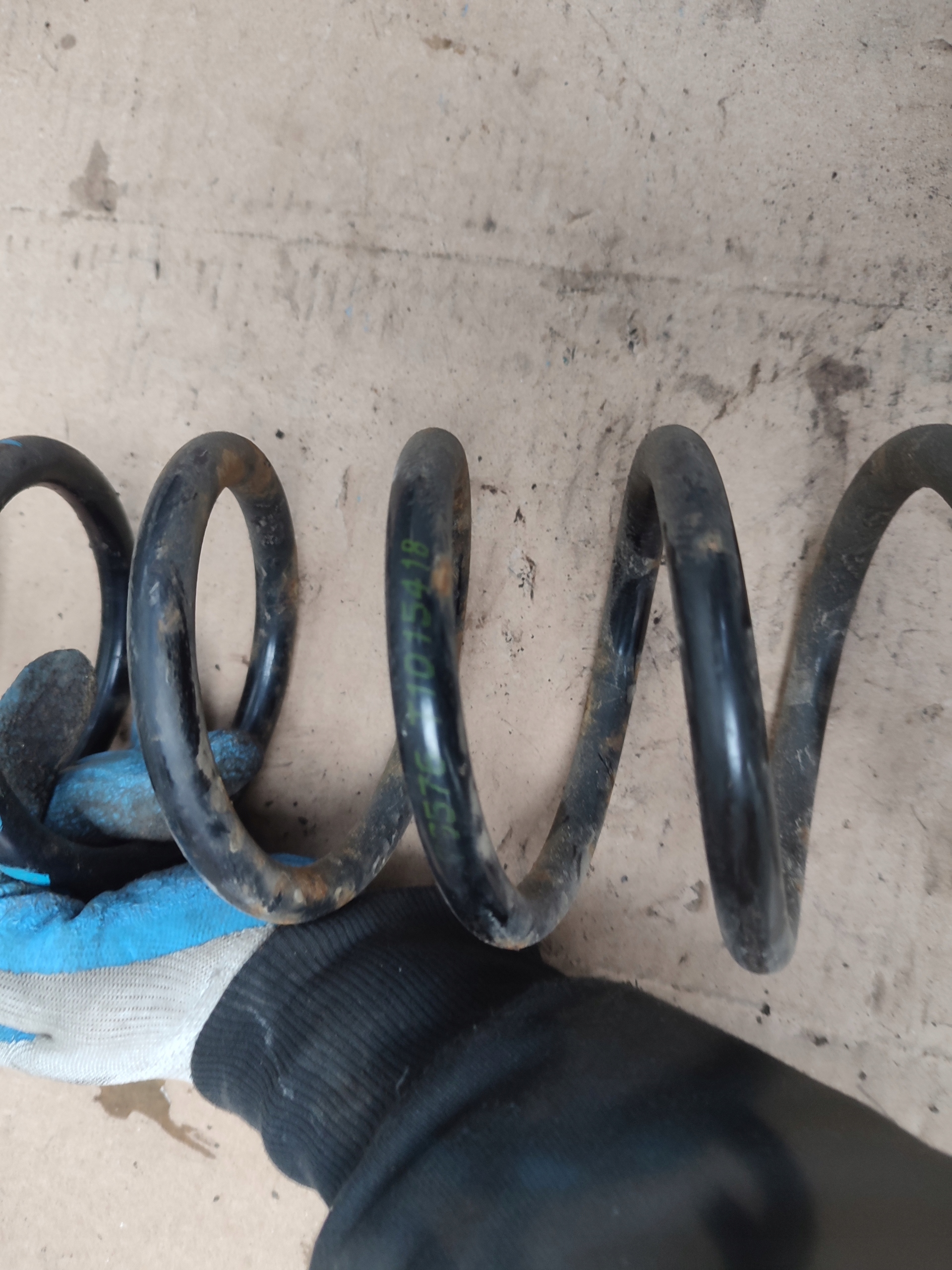 spring rear VOLKSWAGEN PASSAT B7 1.4 TSI
