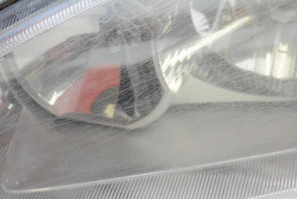 REFLEKTOR left light front EU FORD FOCUS MK2 04-08