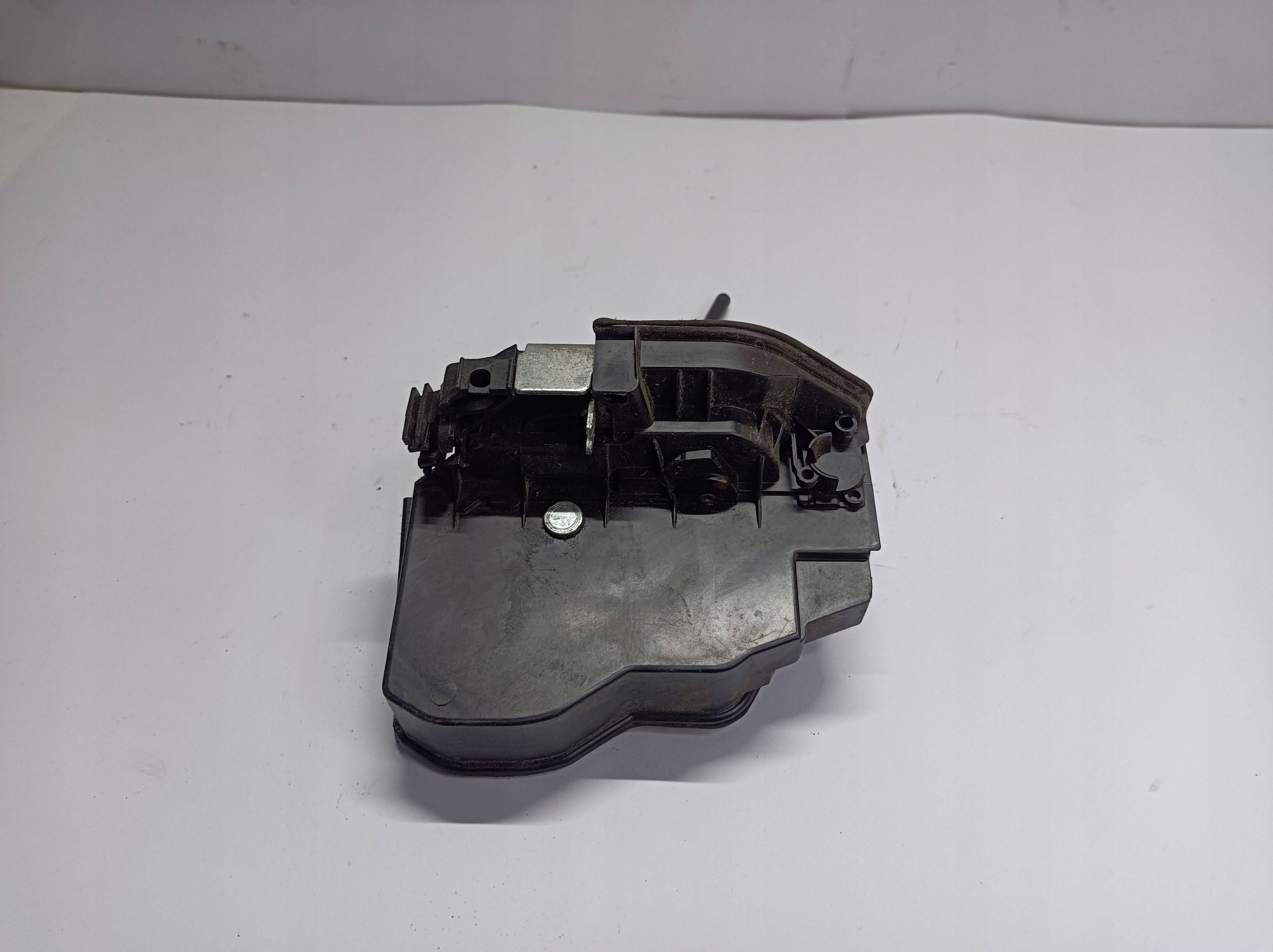 lock door tylnych BMW E81 E87 F20 E90 F30 F10 E60 F01 E83 E70 7202148