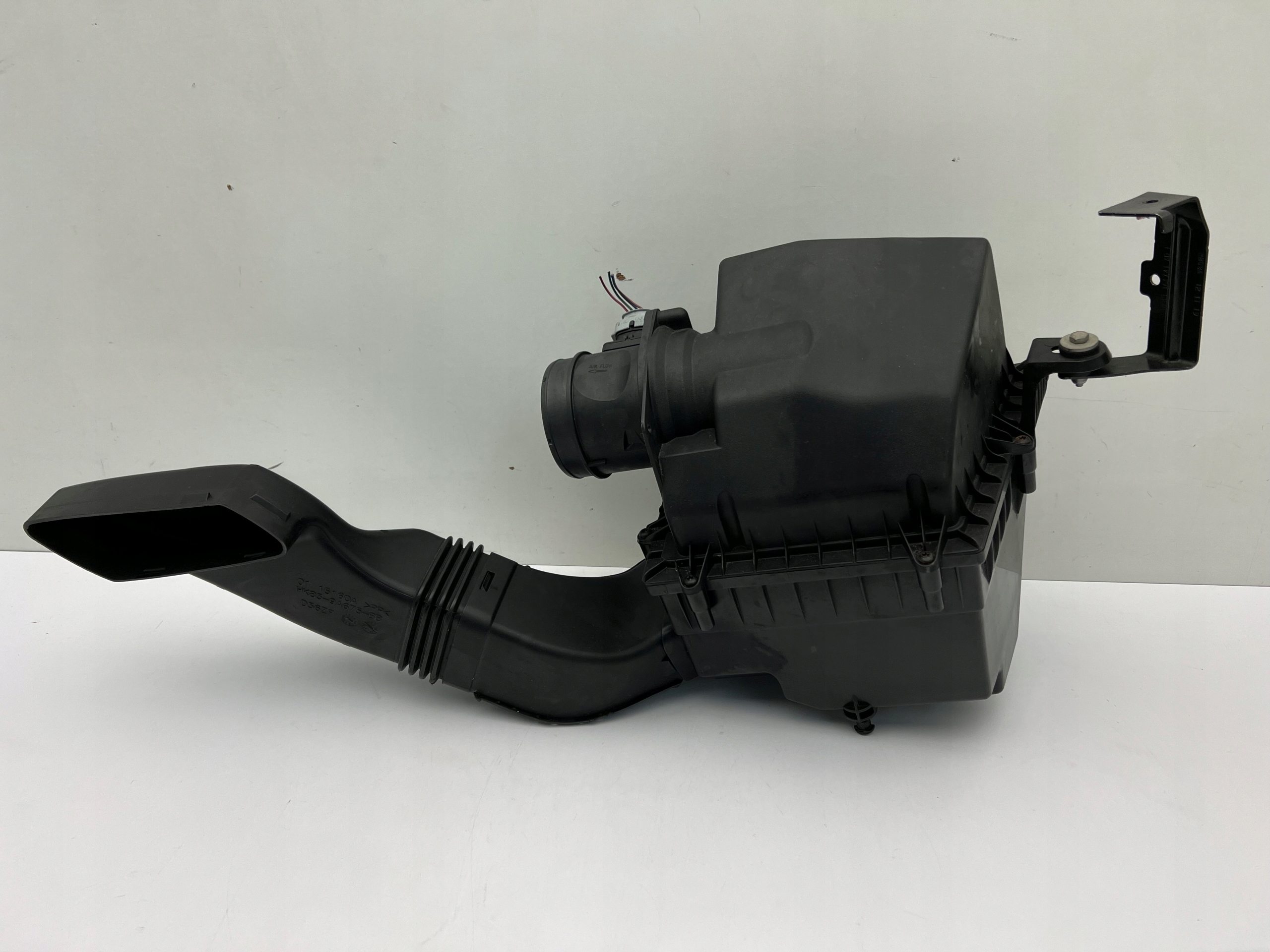 Velar 2.0d корпус салонного фильтра Воздух оригинал