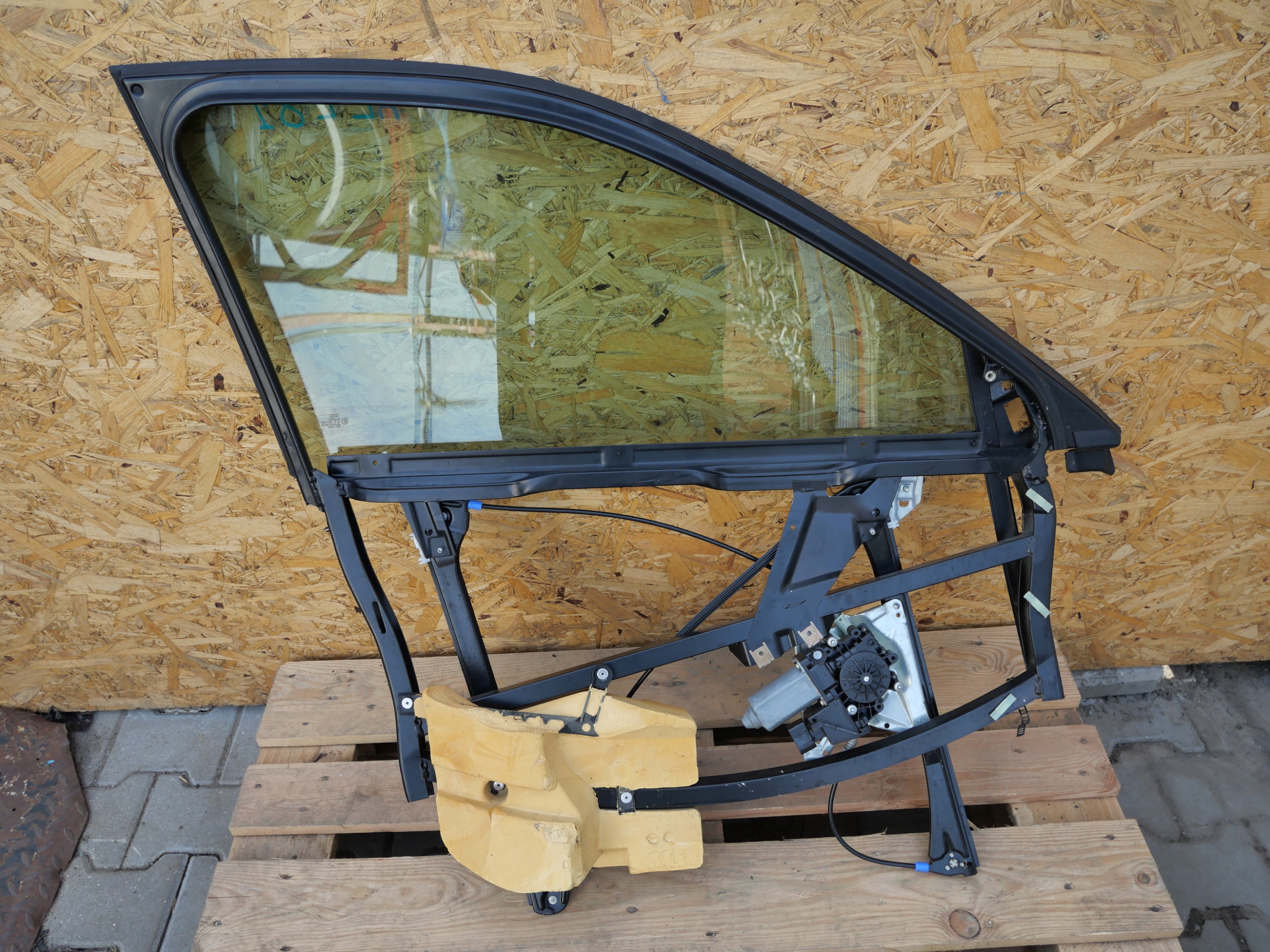 window regulator left front AUDI A4 B5