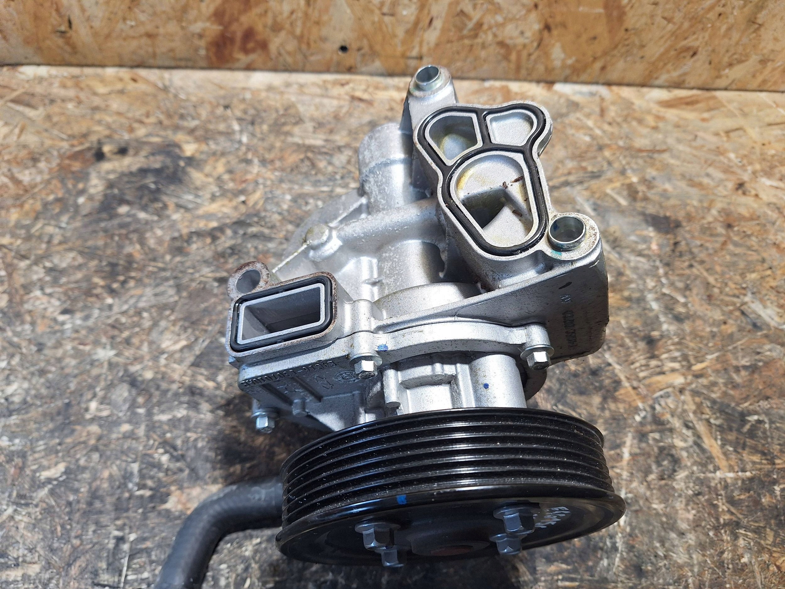 water pump CHERY TIGGO DR MOTOR 1.5 TCi E4G15C-1012100