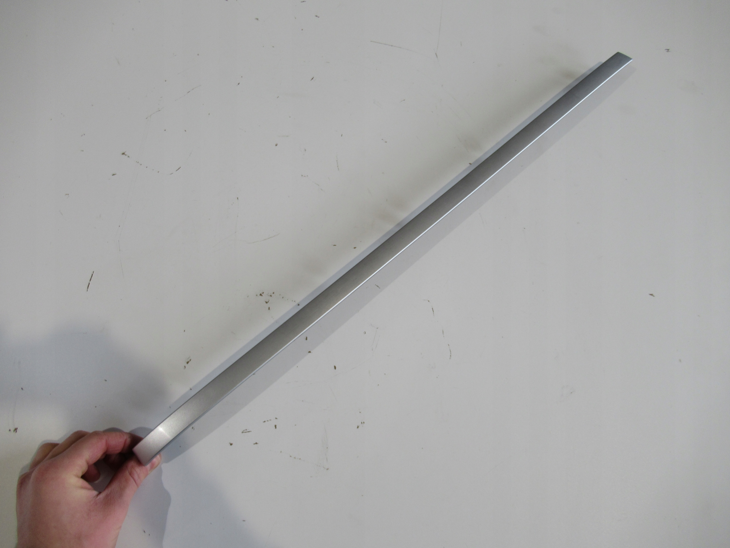 LISTWA BOCZKA LEWY TYŁ VW T6 MULTIVAN 7H5867449F