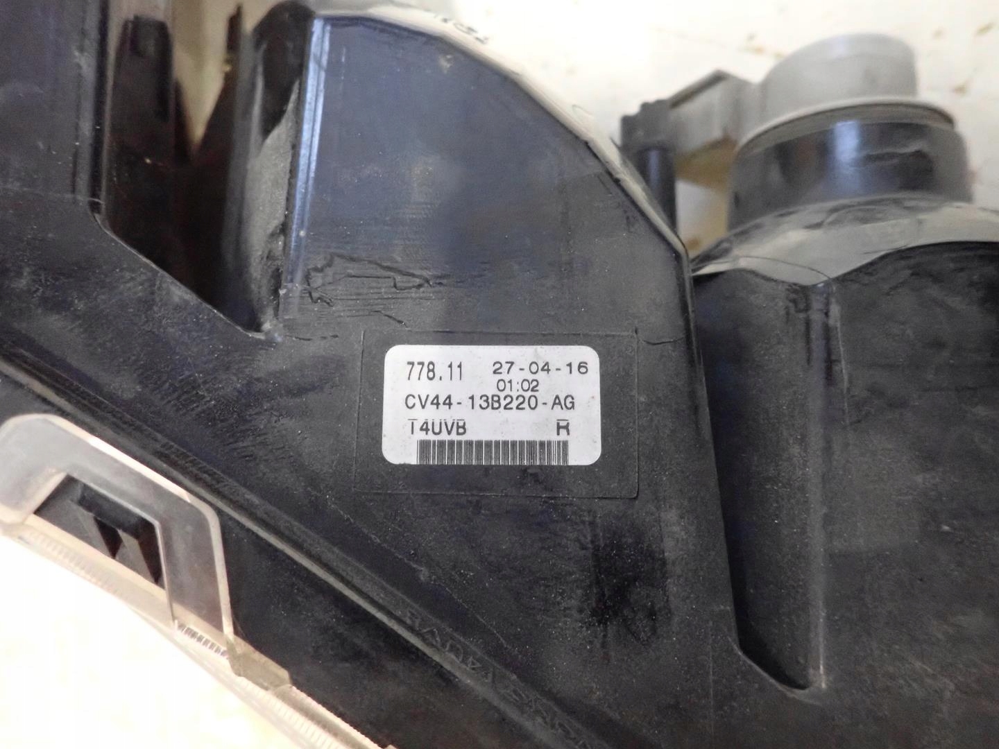 NEBELSCHEINWERFER RECHTS FORD KUGA MK2 2016- CV44-13B220-AG