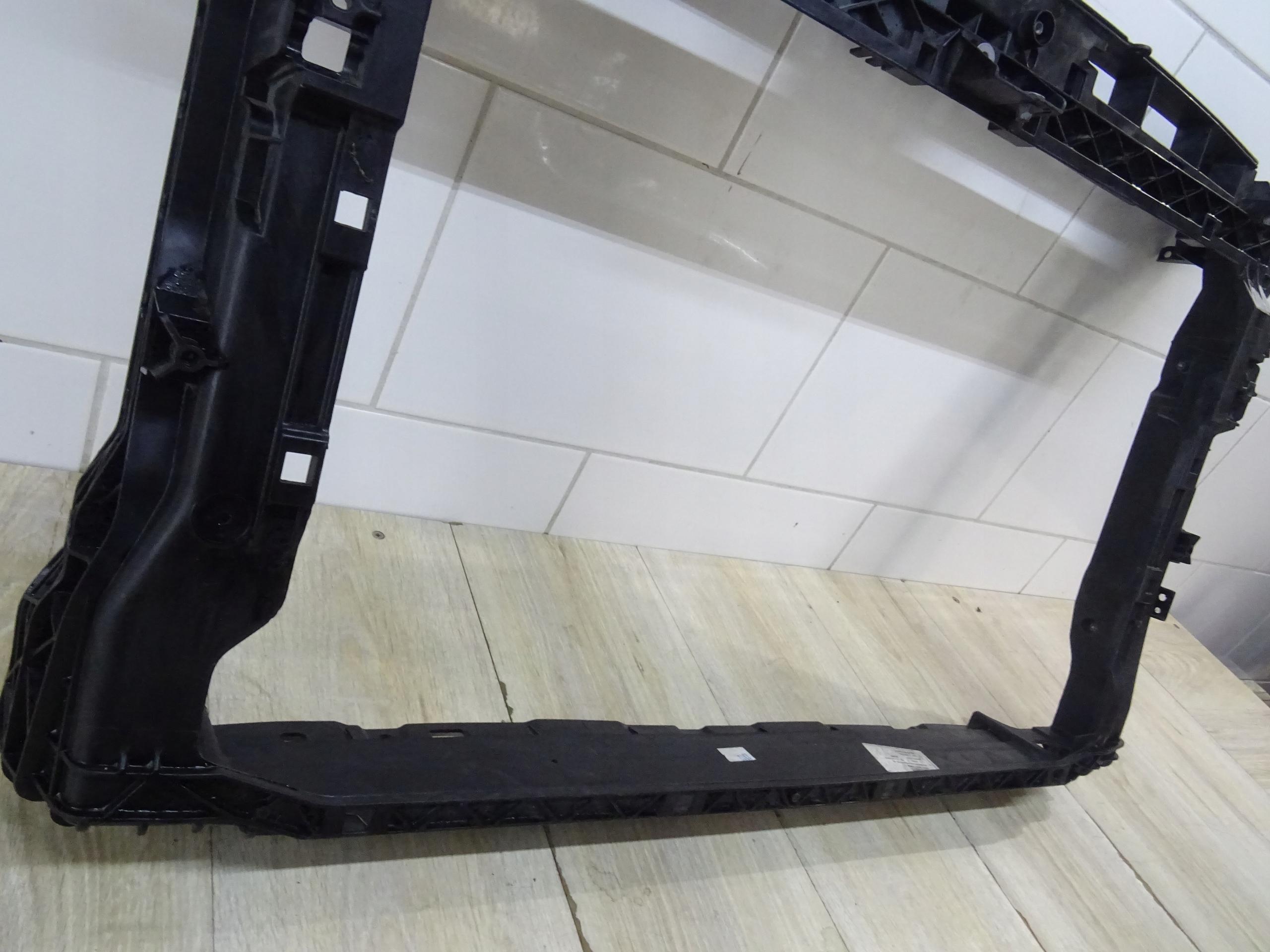 PAS PRZEDNI WZMOCNIENIE SKODA SUPERB III LIFT 3V0805588D Numer katalogowy oryginału 3V0805588D