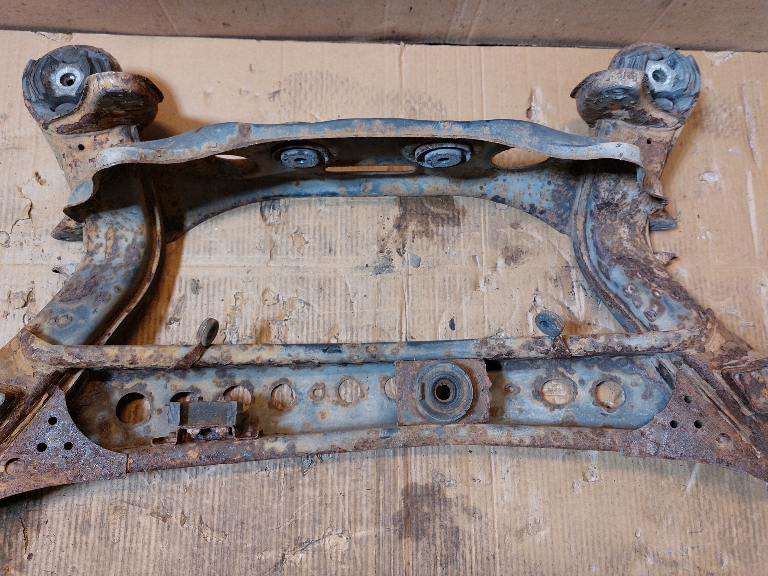 axle beam axle beam rear. MERCEDES W210