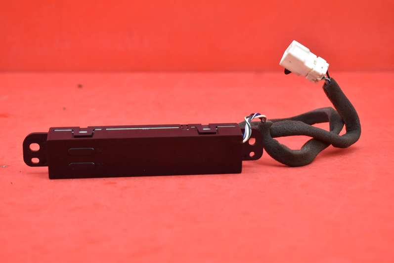 clock clock 258203Y500 NISSAN MAXIMA A33 00-05
