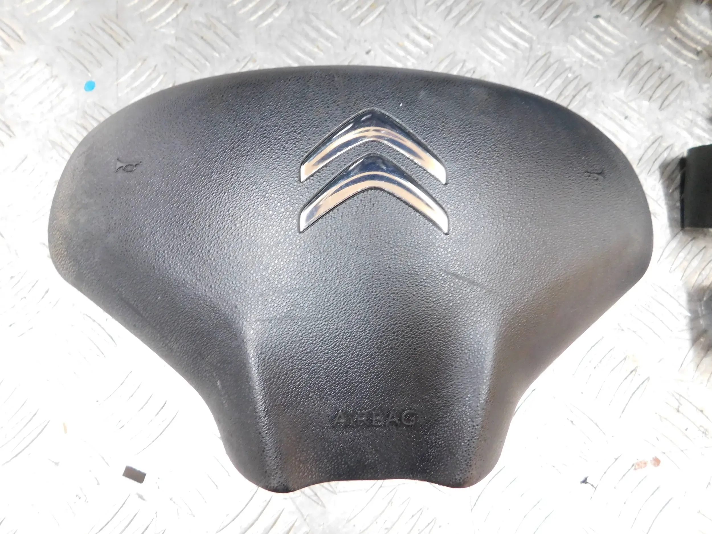 dashboard console airbag adjusters CITROEN C3 II 09