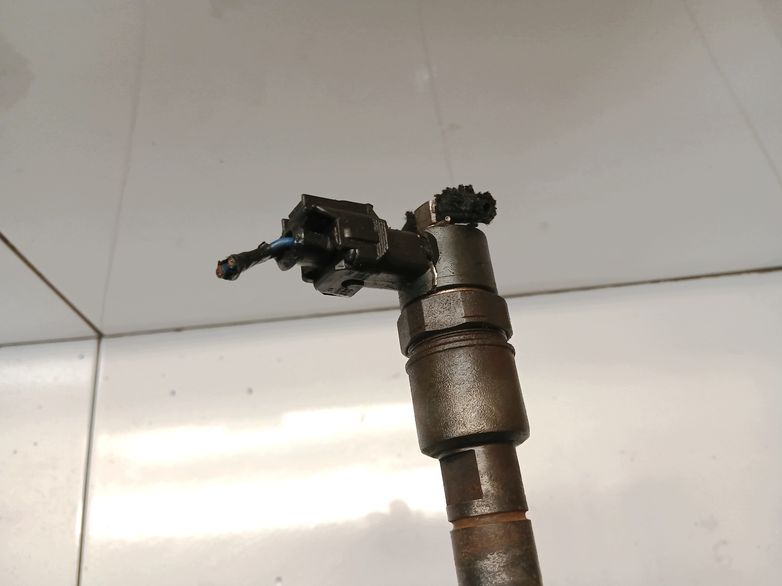 VOLVO S60 S80 V70 XC70 XC90 2.4 D5 185KM injection gicleur injecteur 0445110298