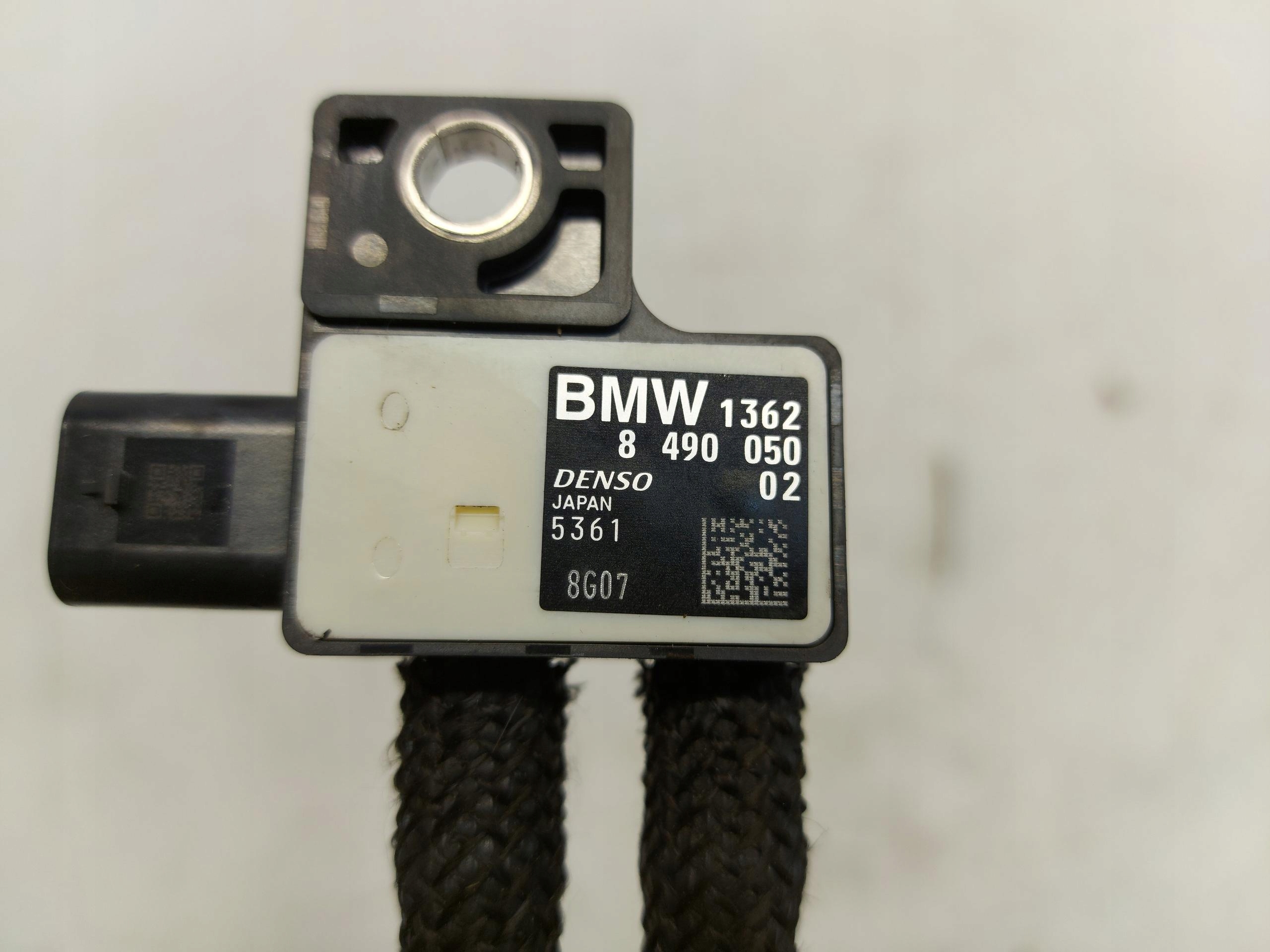 BMW 5 G60 530E x-drive exhaust gas sensor 8940050