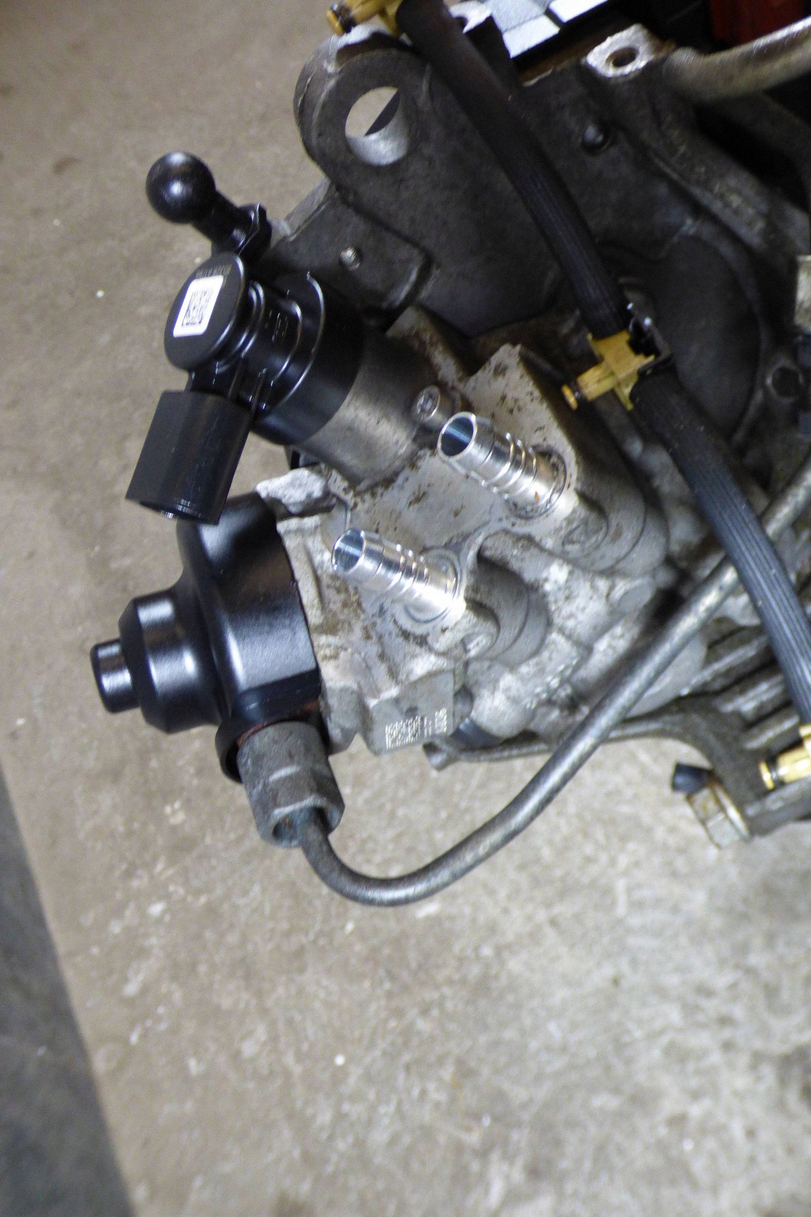 engine DFH st.very good condition mileage 170 thousand.KM. Skoda Superb III 2.0 TDI