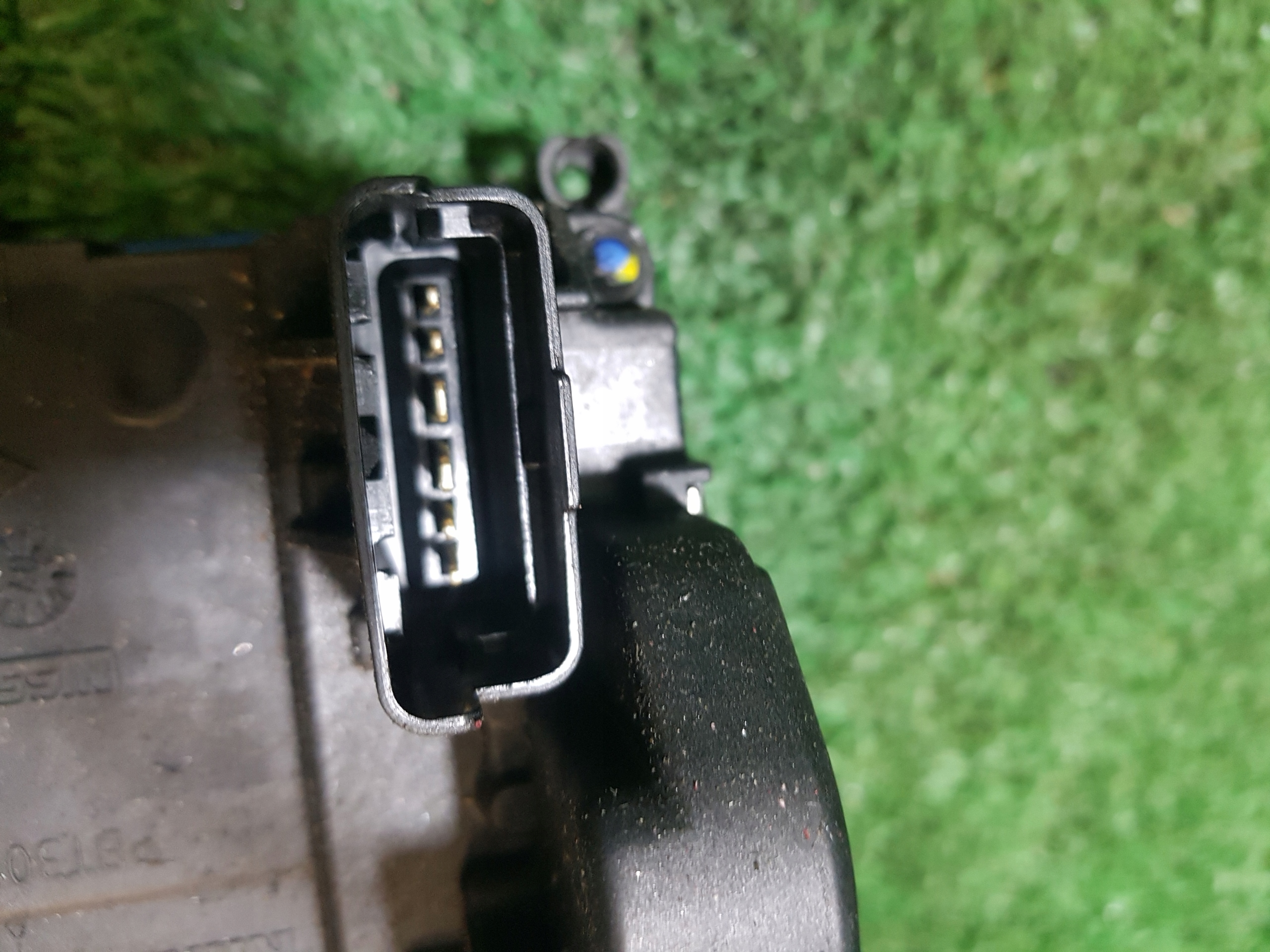 lock door left rear part rear RENAULT LAGUNA 3 6 PIN
