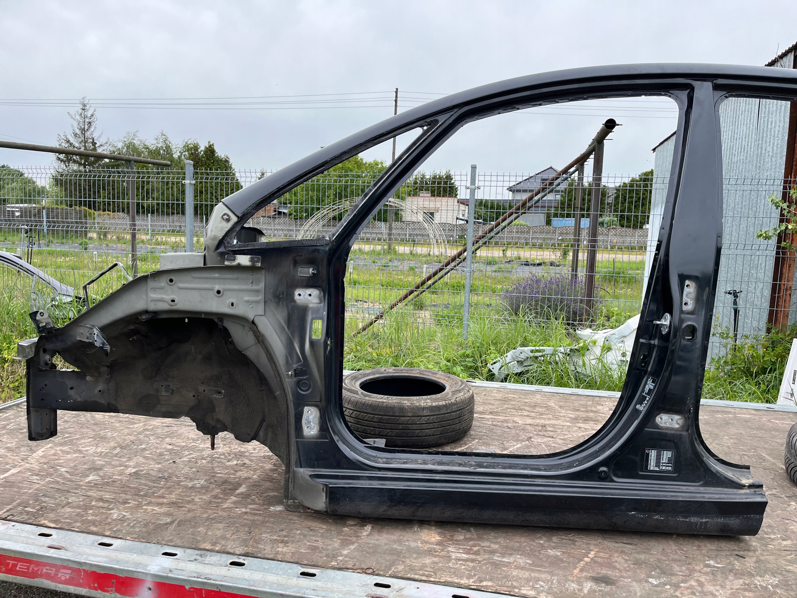 KIA VENGA HYUNDAI IX20 threshold pillar front left central 2009