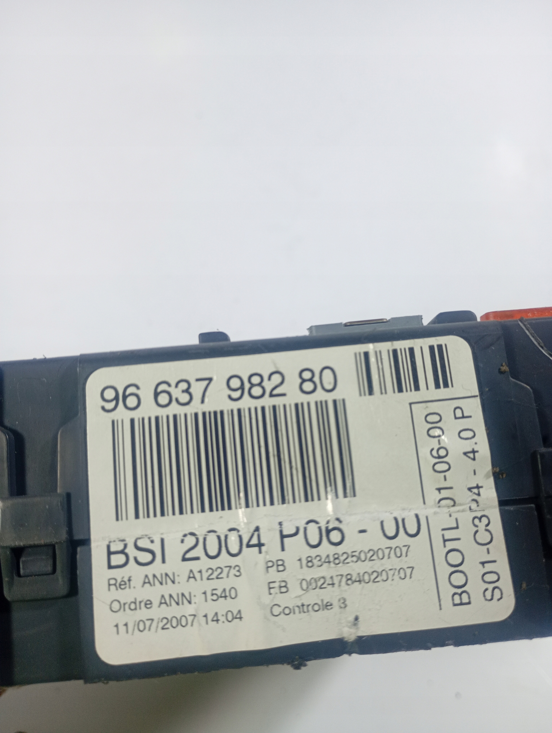 Peugeot 207 07-13 Module Module fusibles OE 9663798280