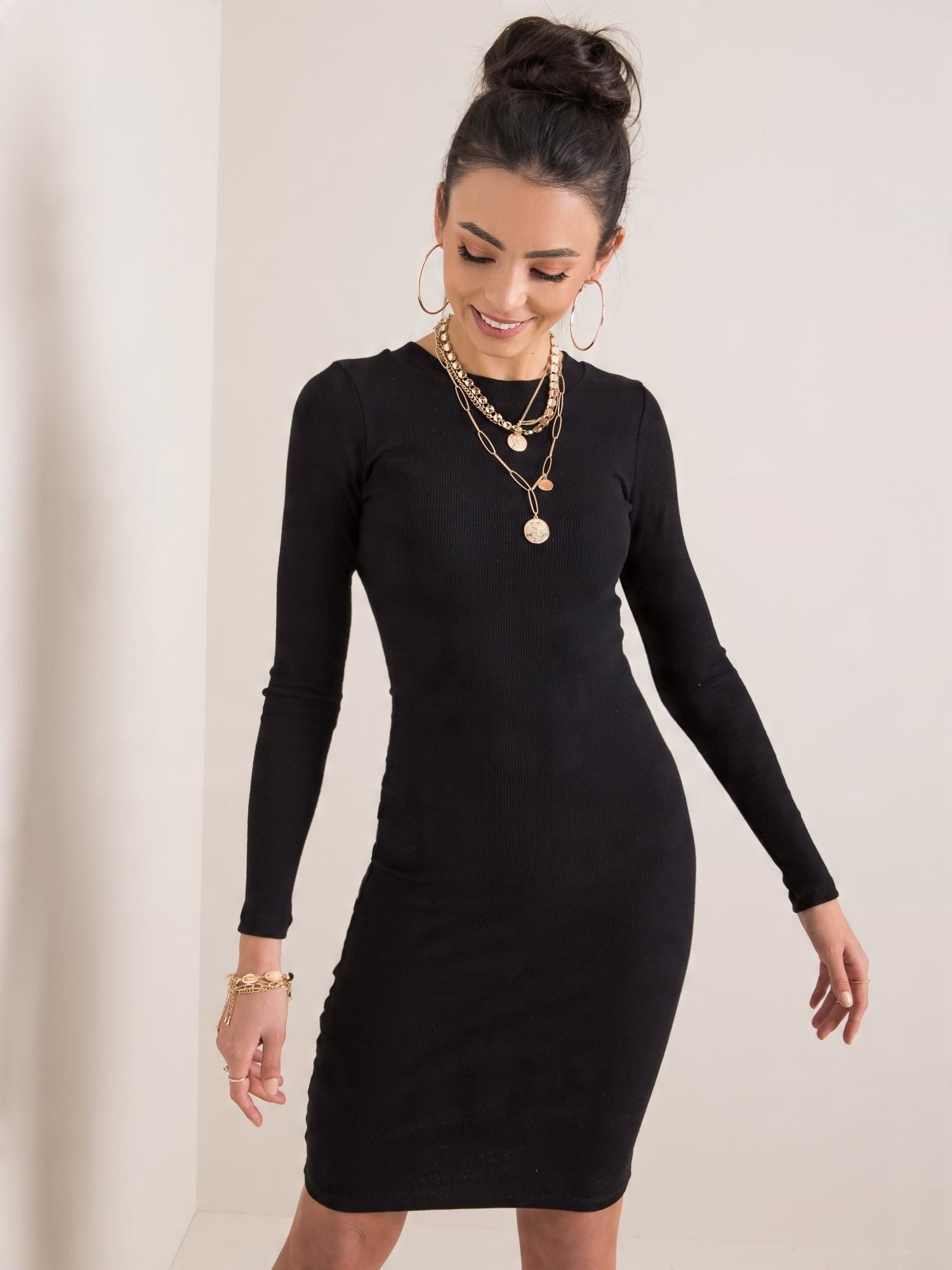 

Rue Paris Sukienka MIDI (M) Czarny