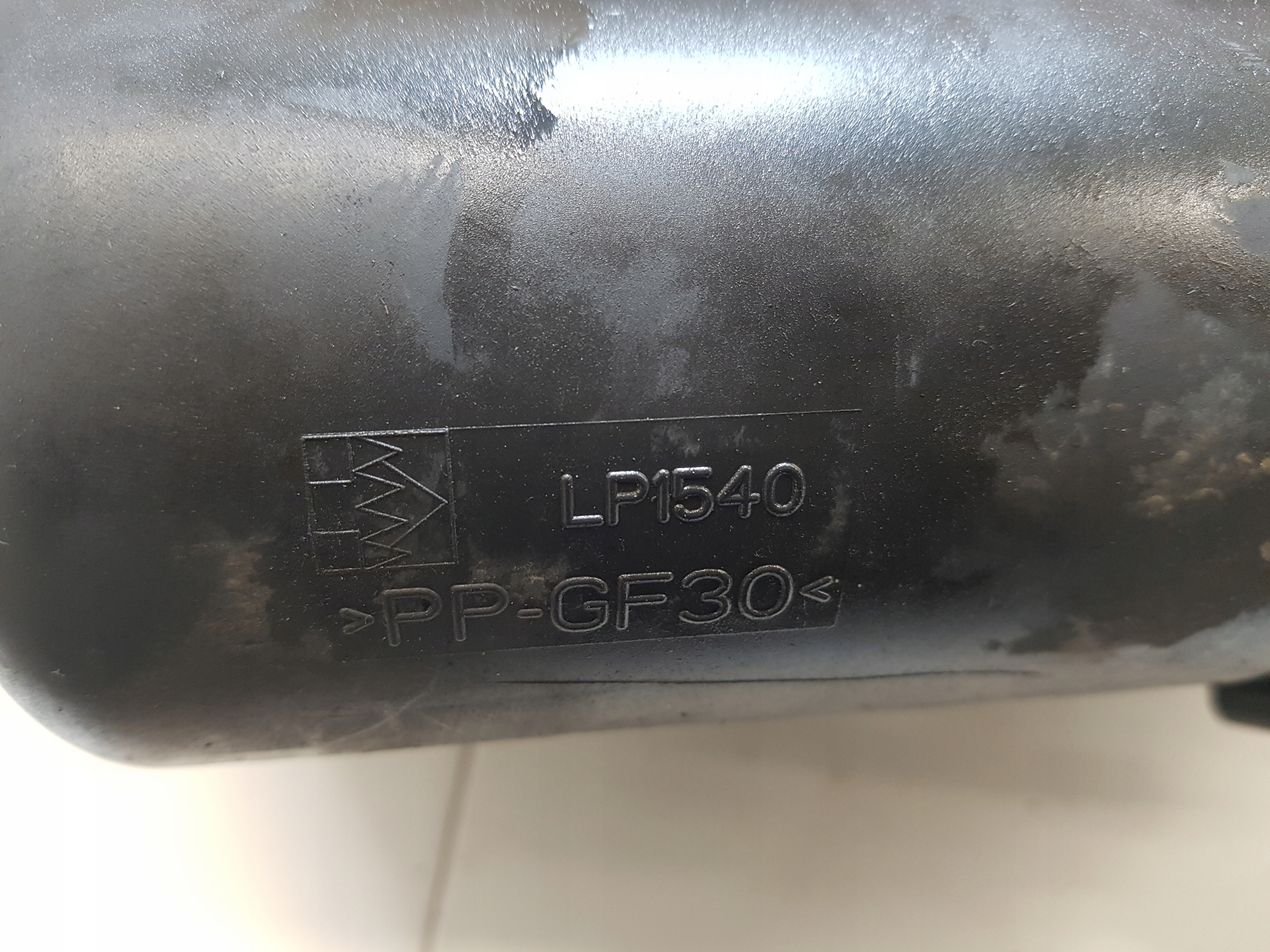 Gehäuse filter luft SUZUKI SWIFT 3 MK6 57K-R01 LP1540